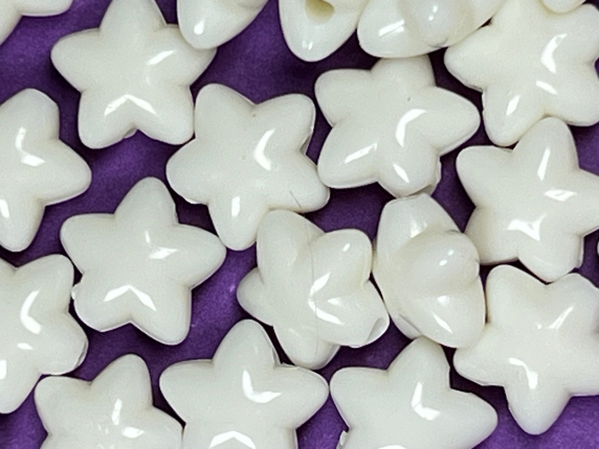 50 Acrylic Opaque Star Beads White