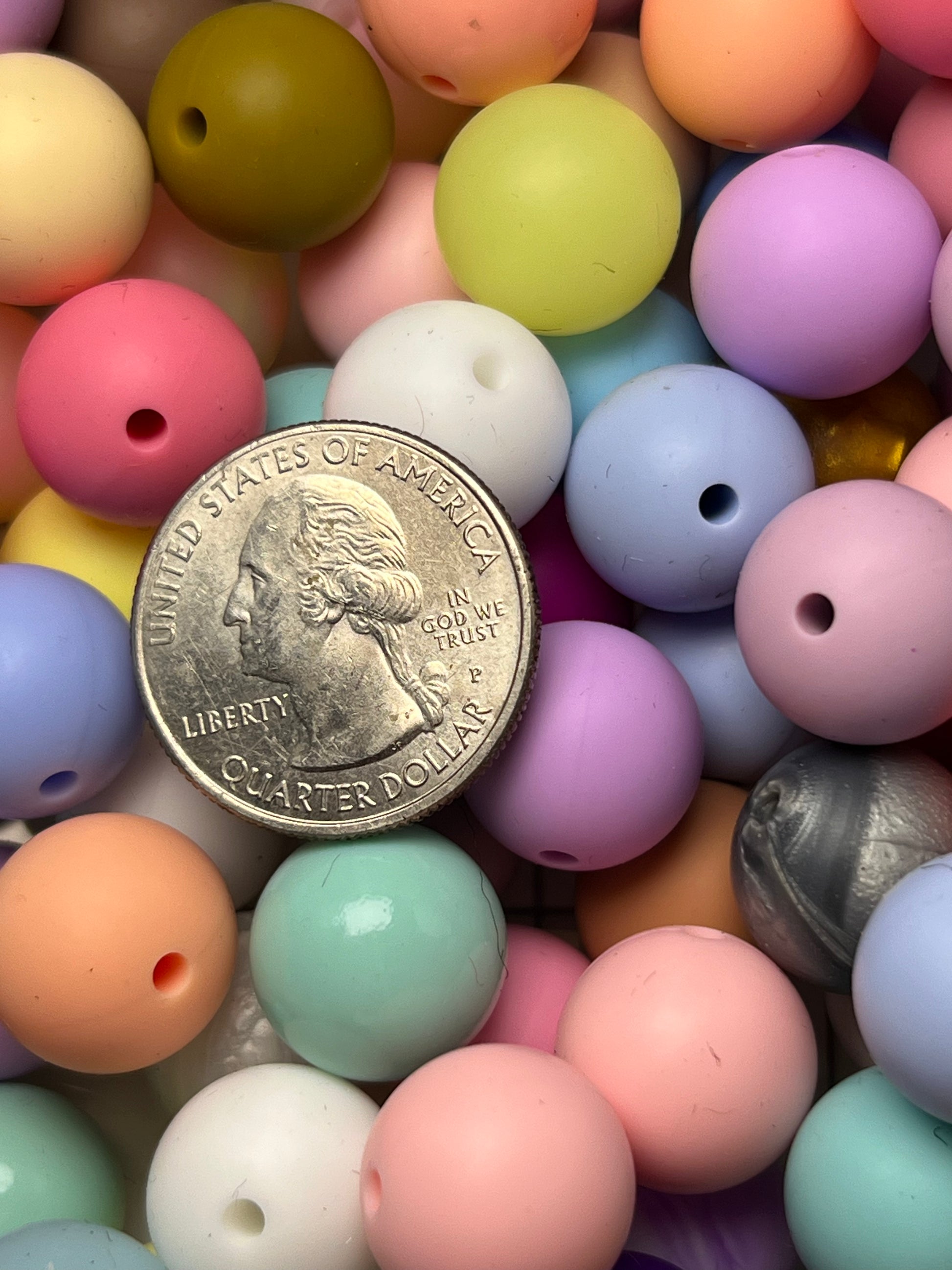 20 15mm Silicone Beads Mixed Light Colors #19
