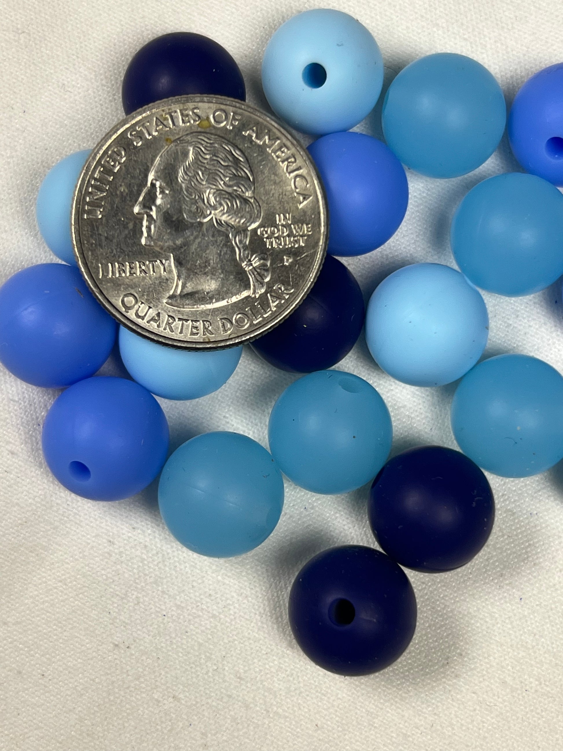 20 12mm Silicone Beads Blues
