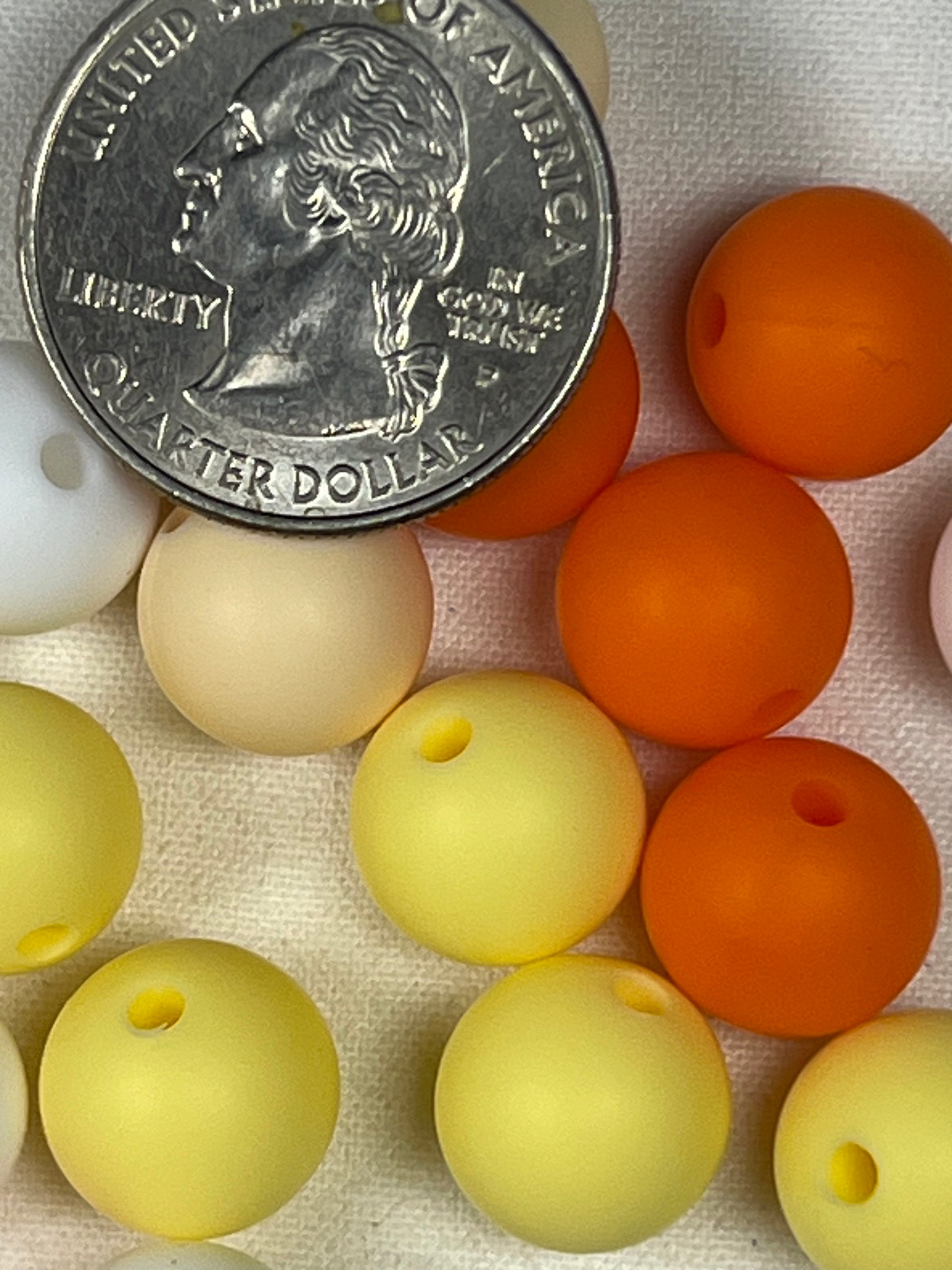 20 12mm Silicone Beads Orange