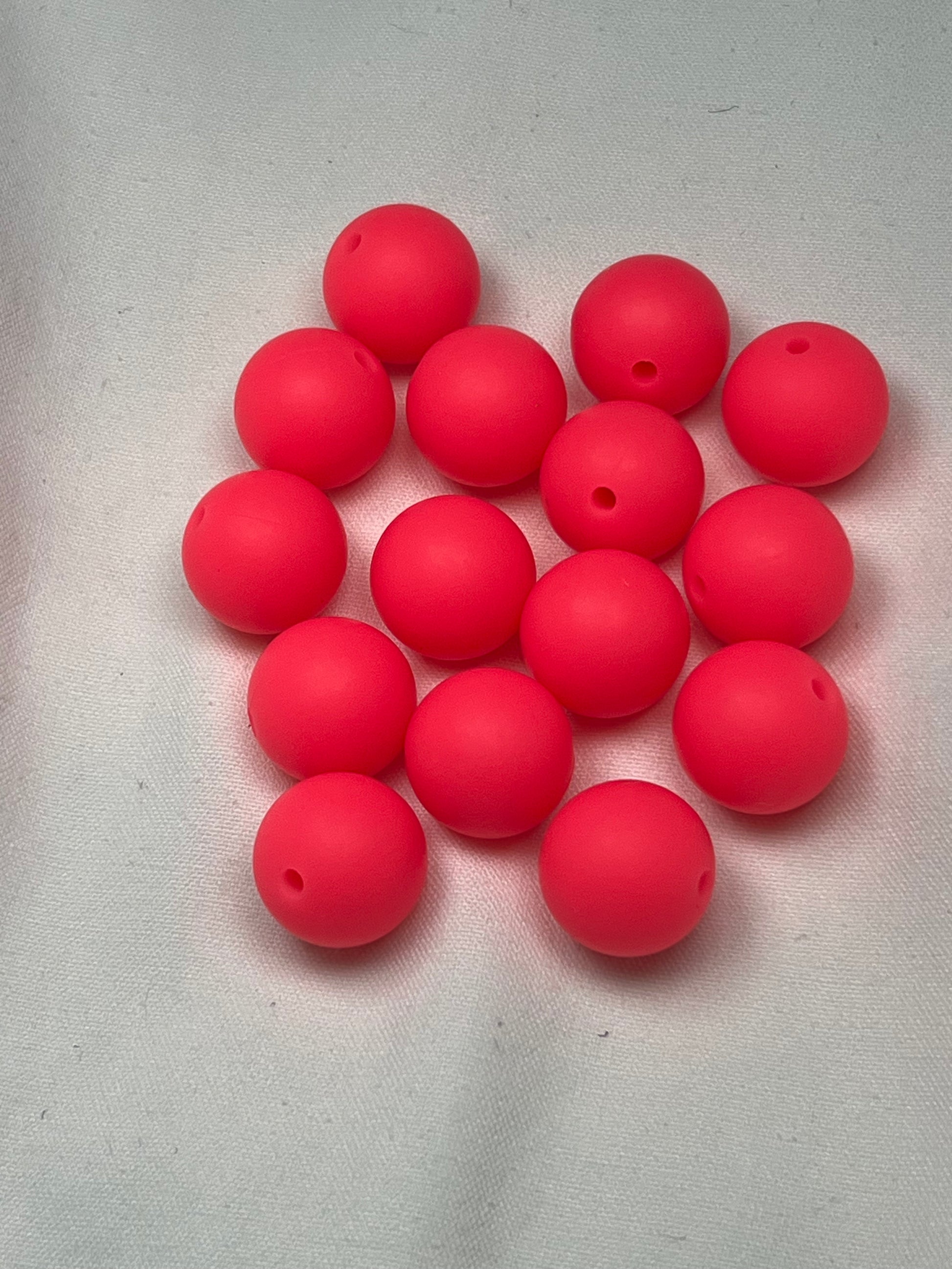 15 15mm Silicone Beads Bright Pink