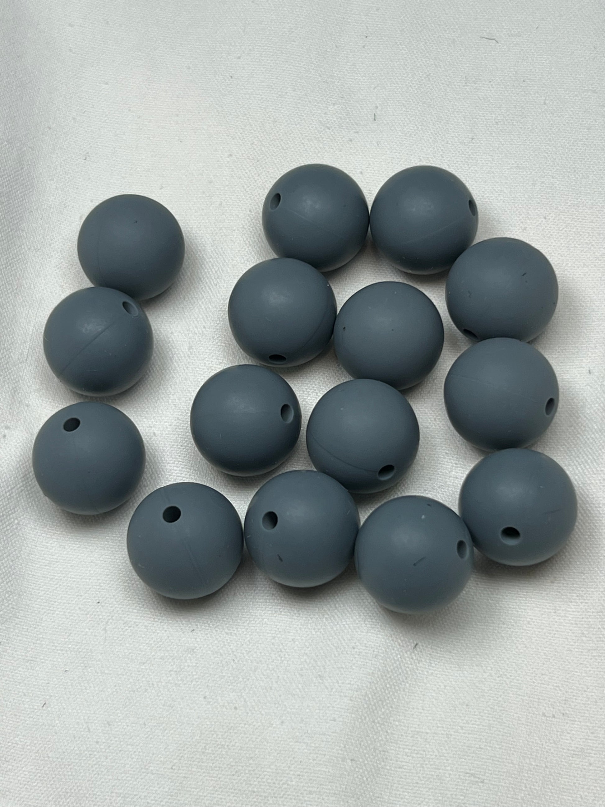 15 15mm Silicone Beads Dark Gray
