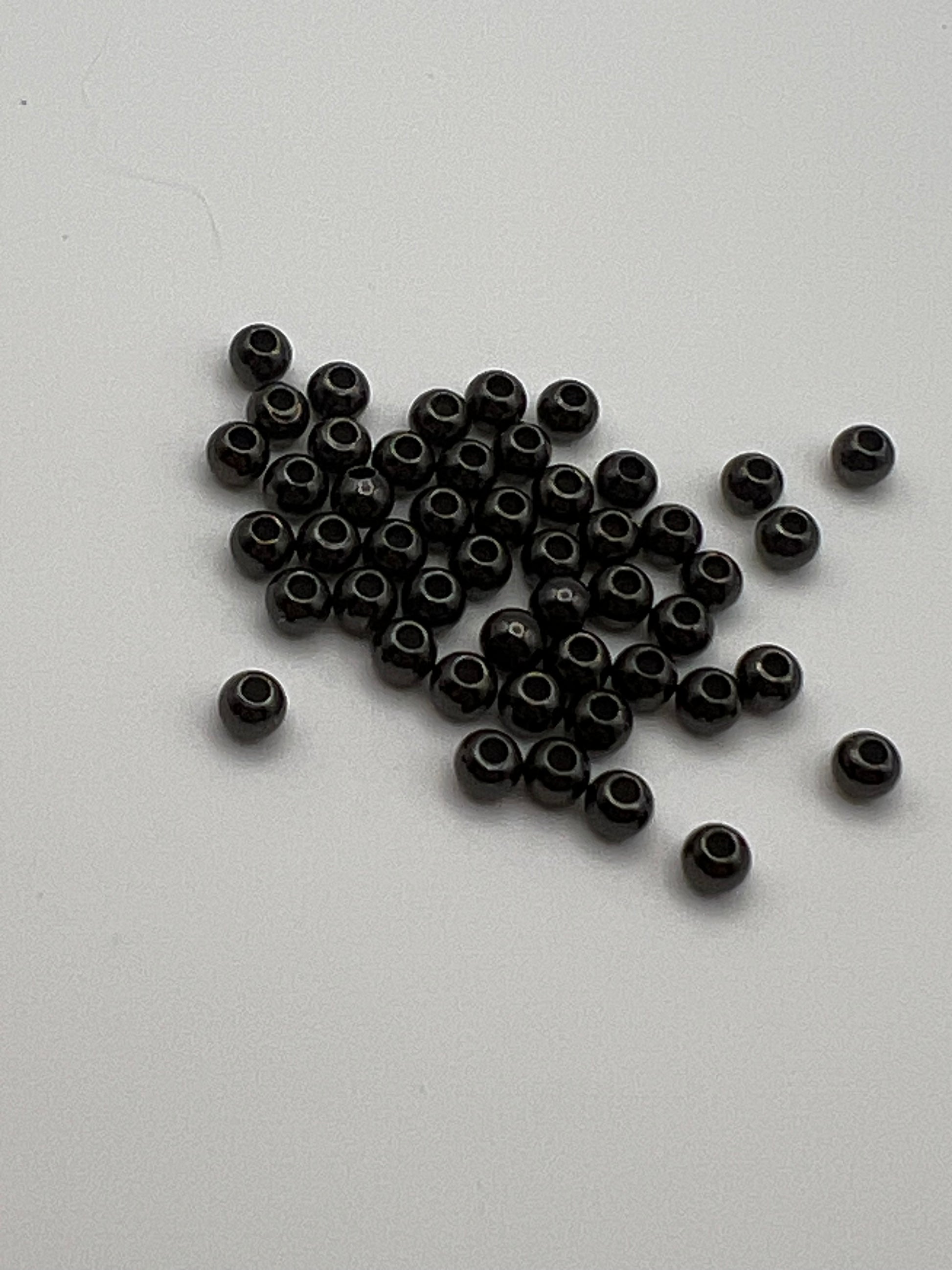 100 4mm Brass Spacer Beads Gunmetal