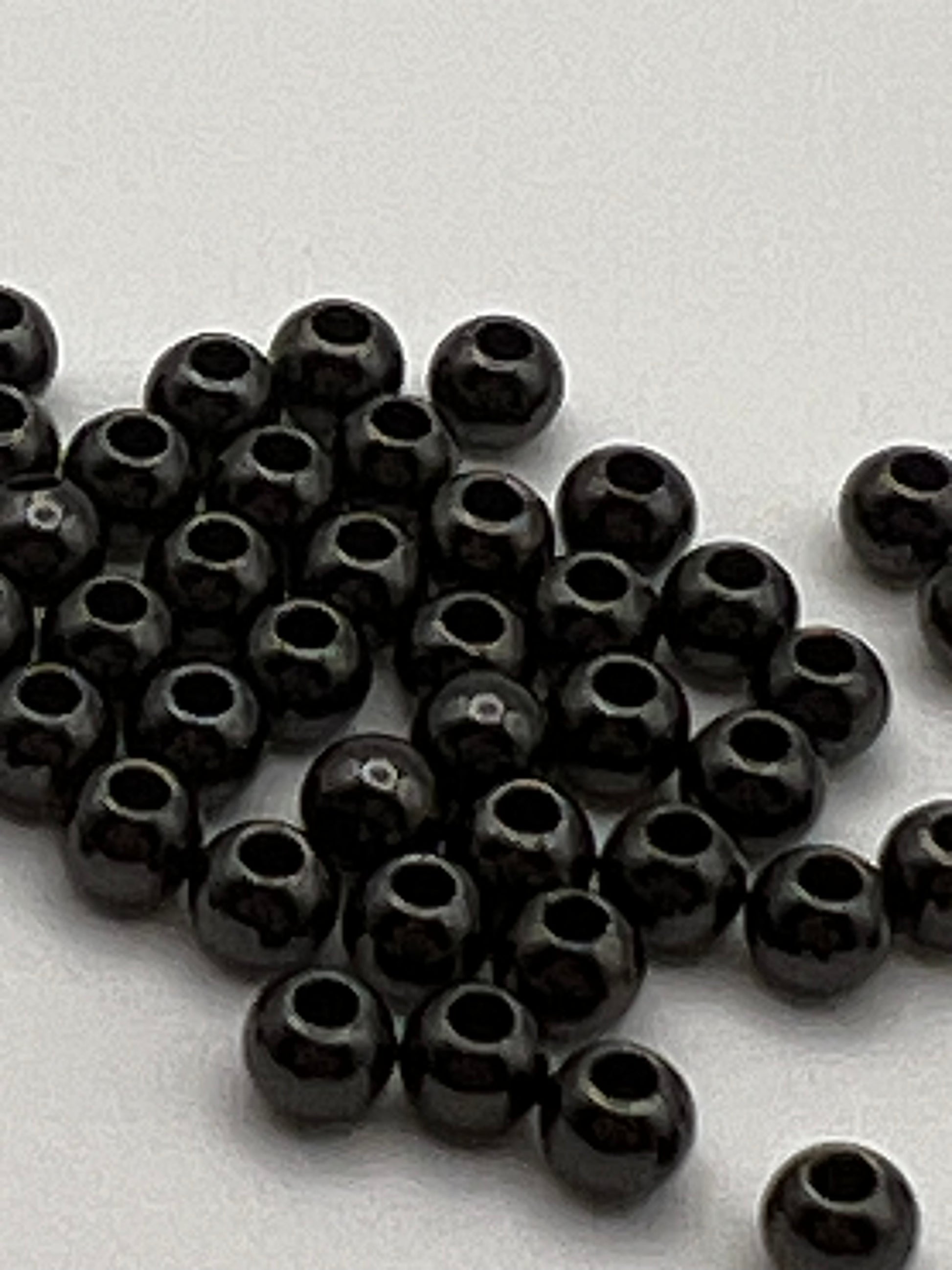 100 4mm Brass Spacer Beads Gunmetal