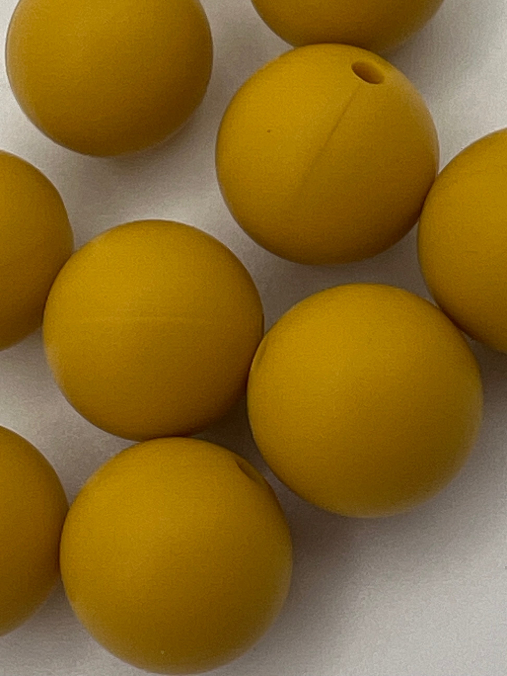 10 15mm Round Silicone Beads Mustard Yellow