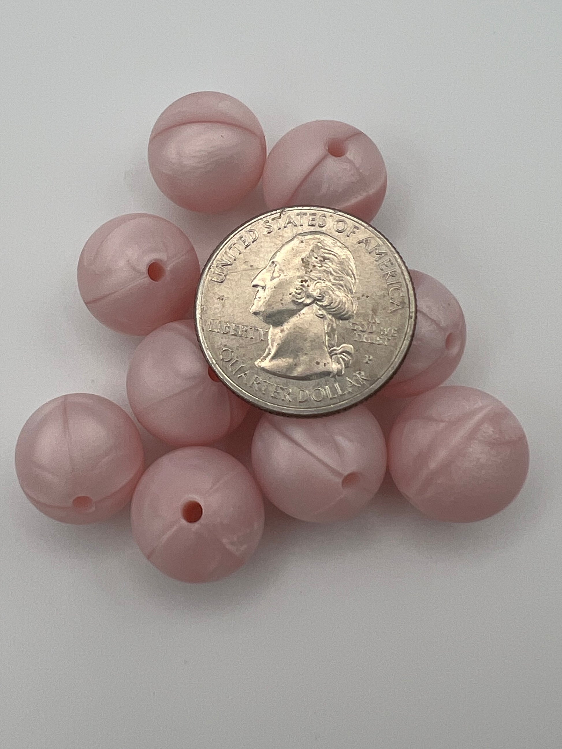 10 15mm Round Silicone Beads Pink Pearl
