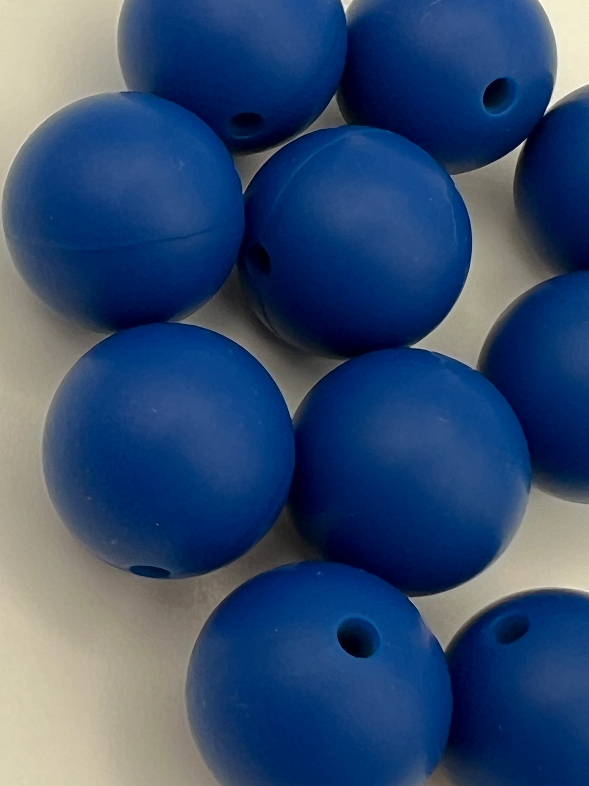 10 15mm Round Silicone Beads Marine Blue