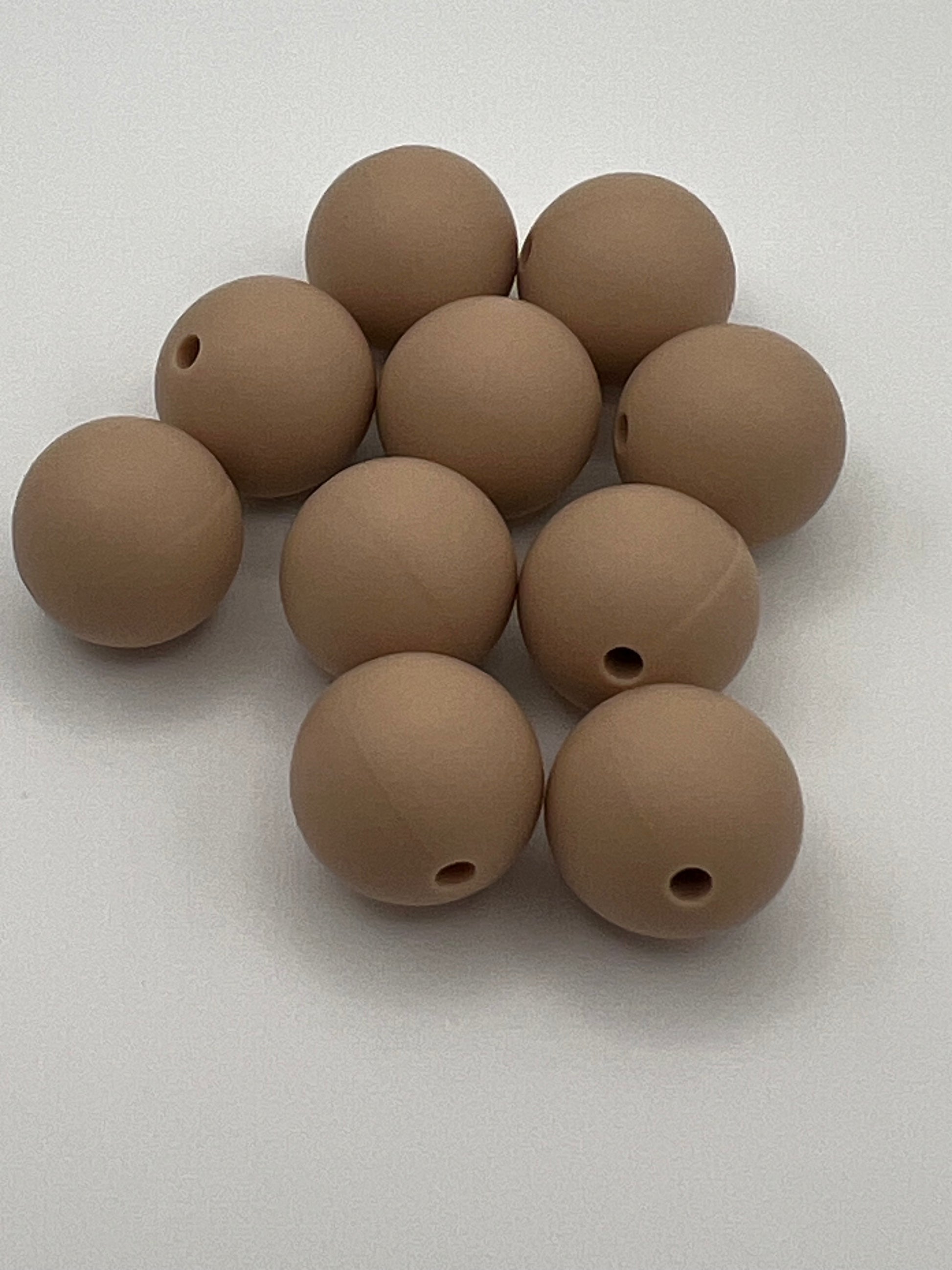 10 15mm Round Silicone Beads Khaki