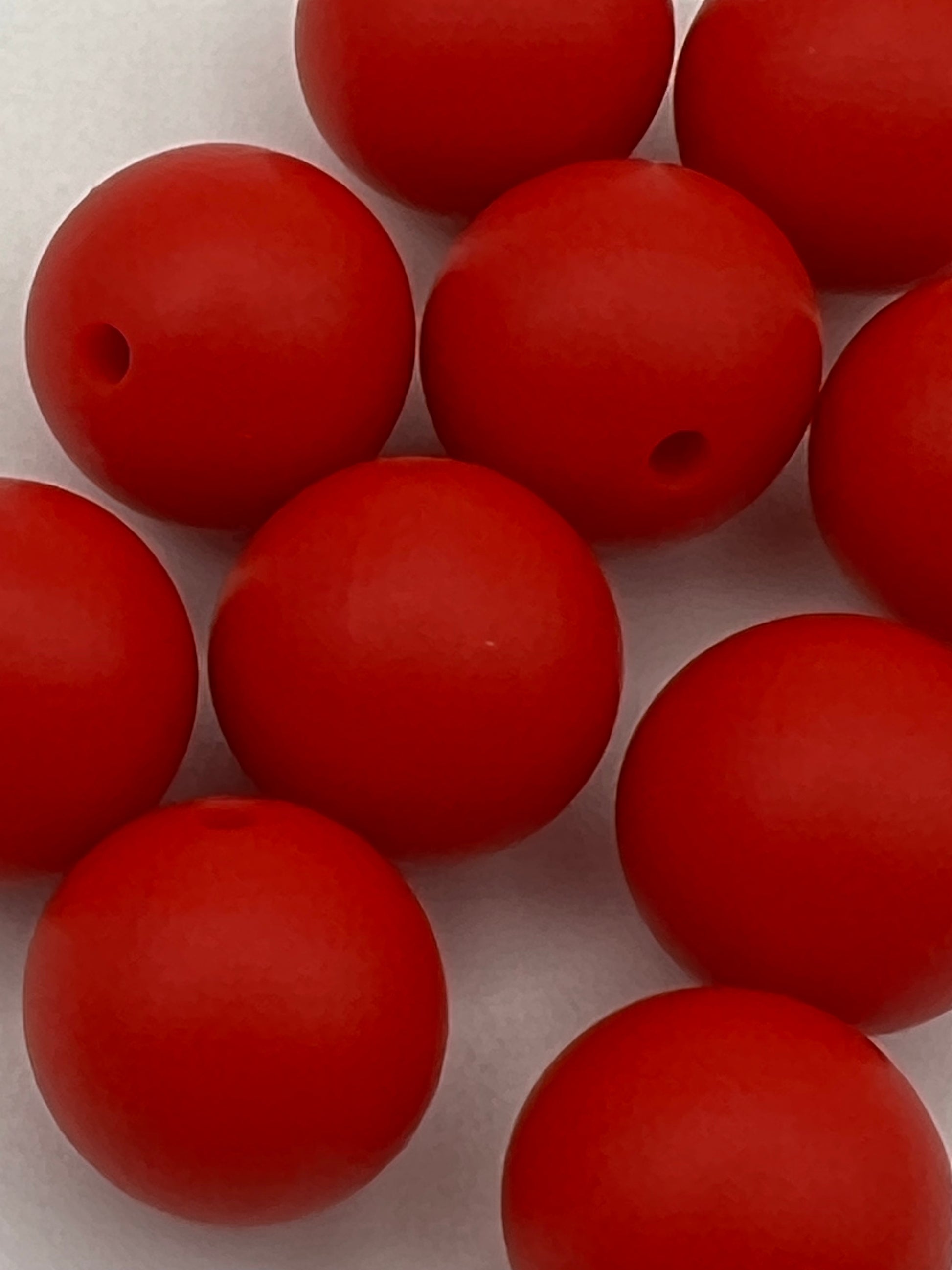 10 15mm Round Silicone Beads Red