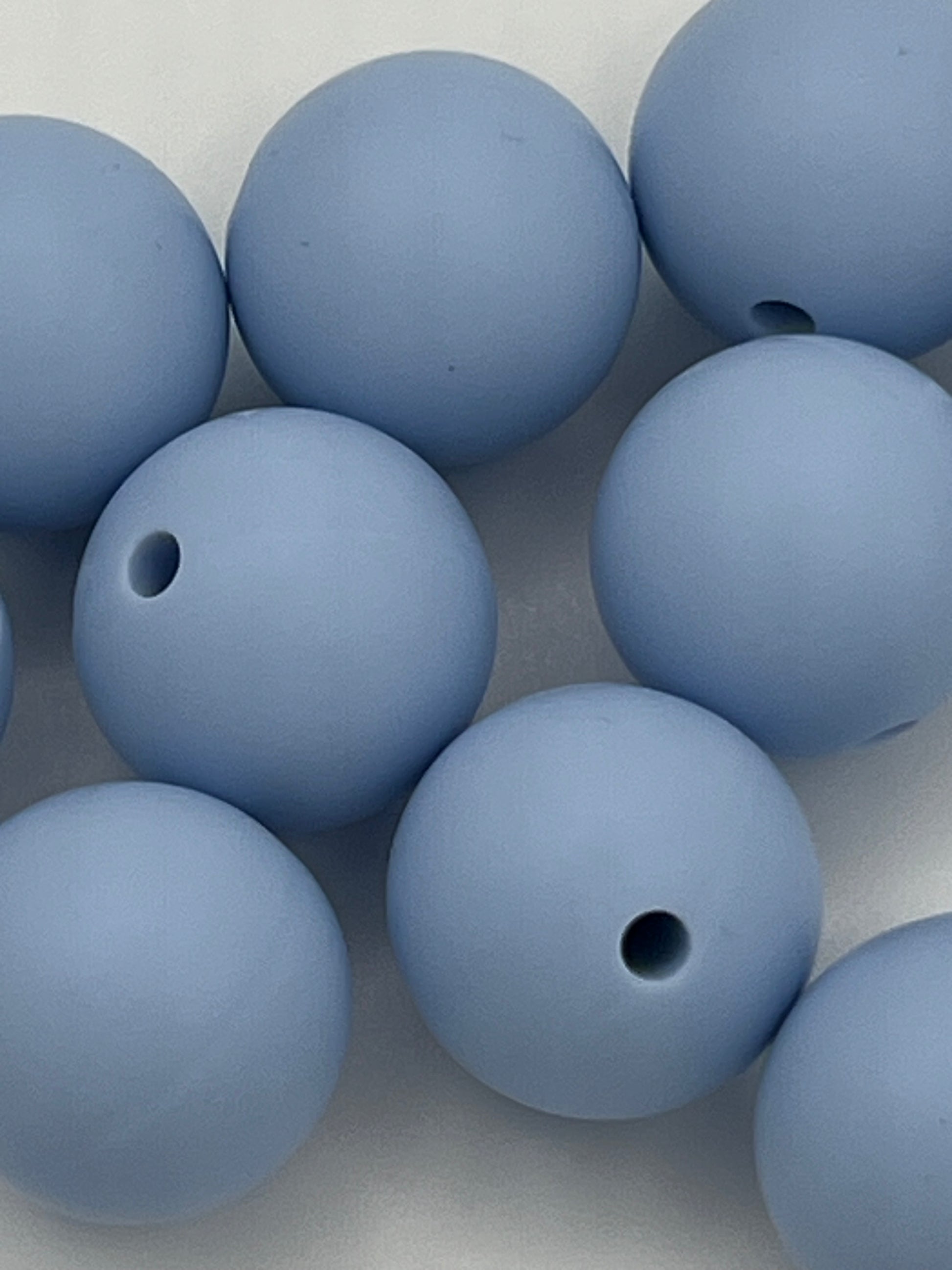 10 15mm Round Silicone Beads Light Sky Blue