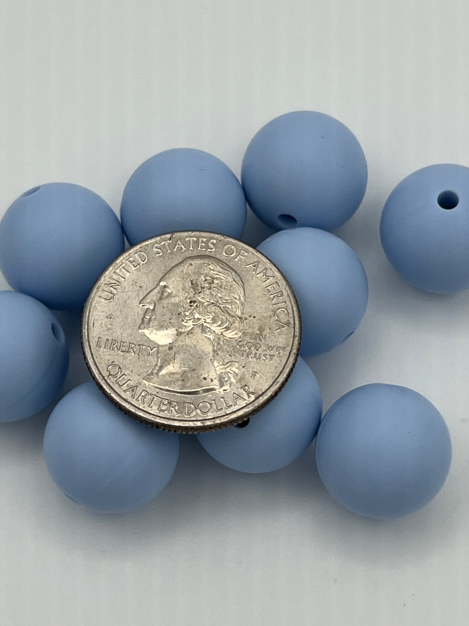 10 15mm Round Silicone Beads Light Sky Blue