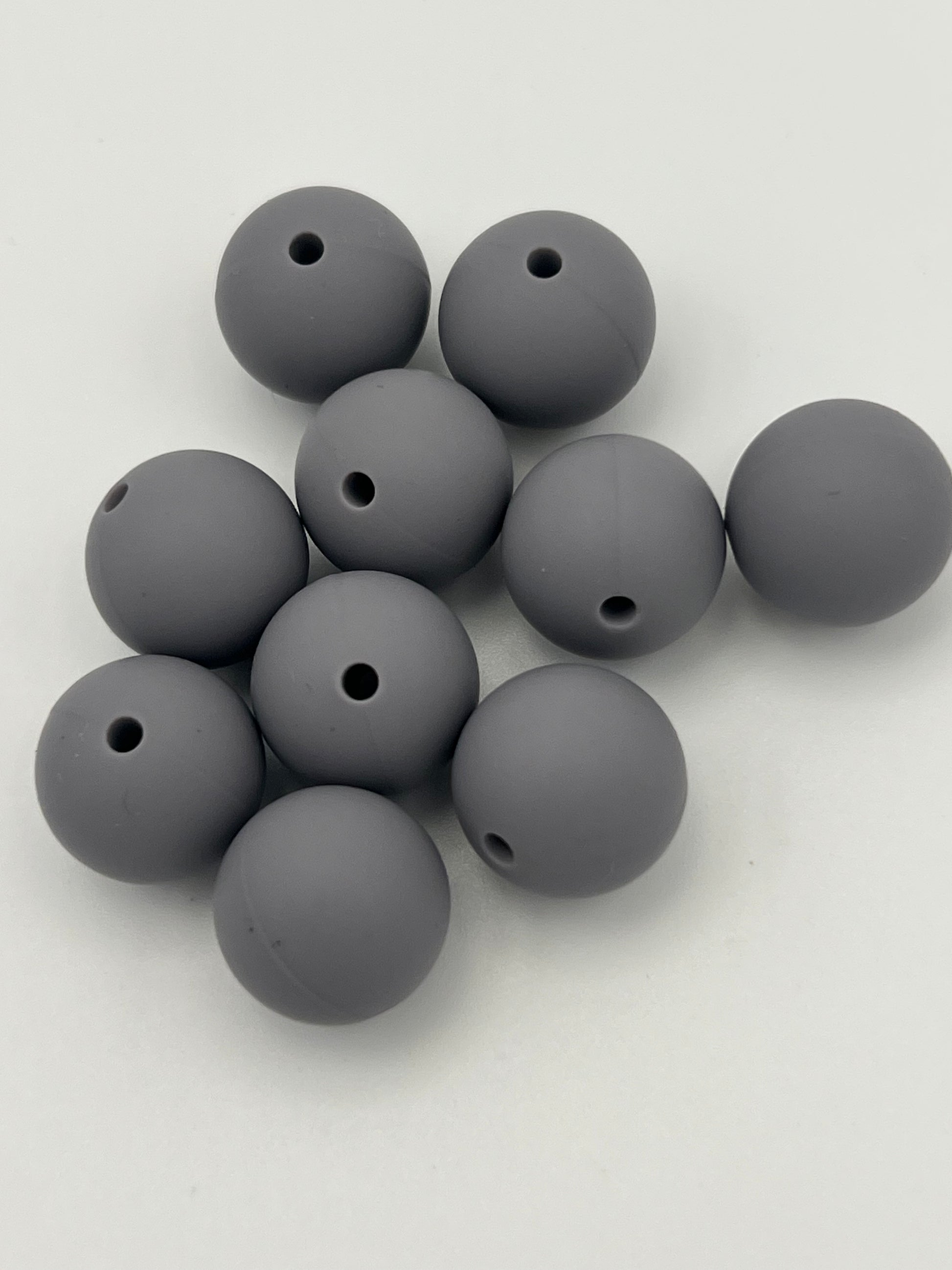 10 15mm Round Silicone Beads Gray