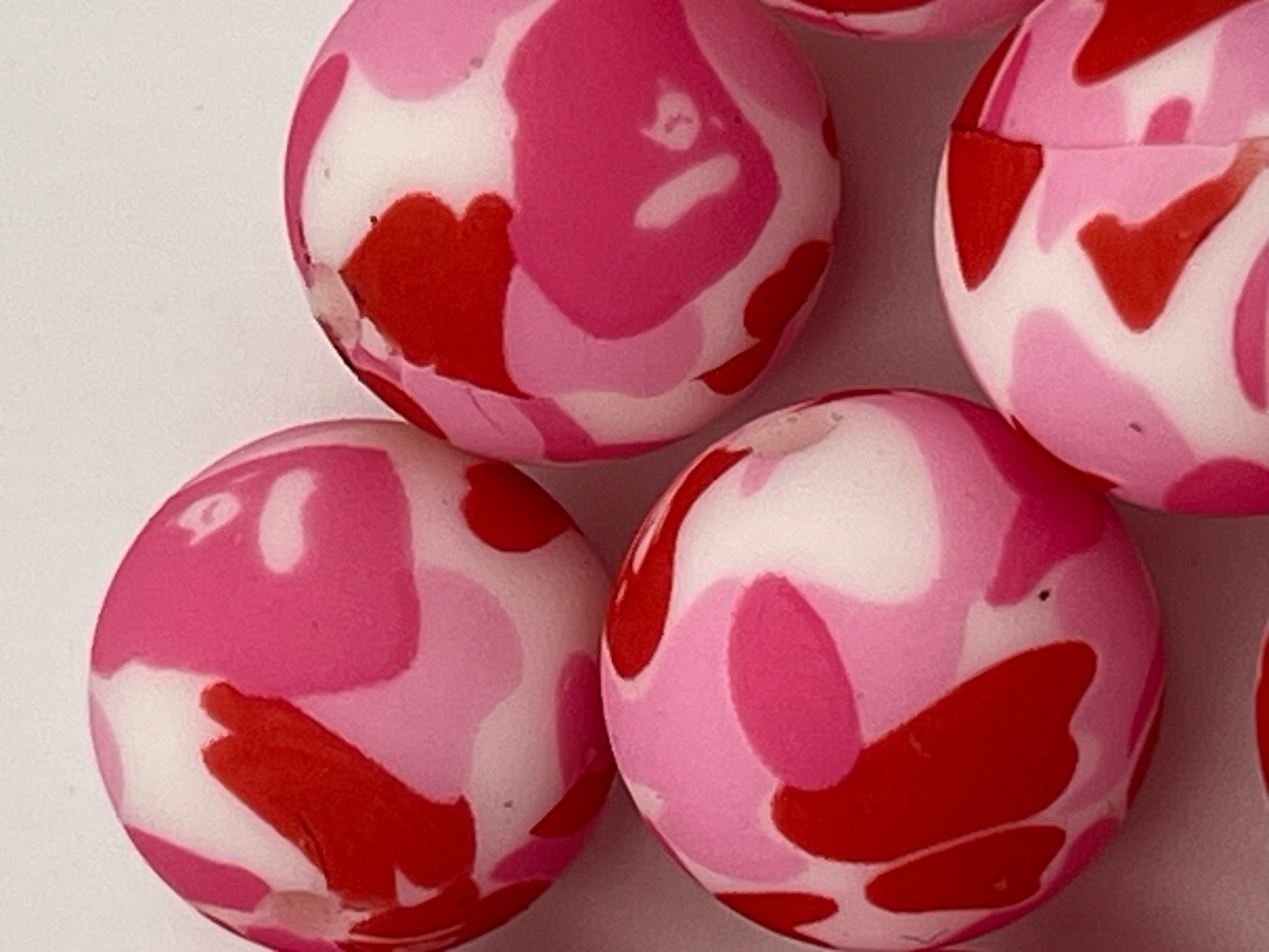 10 15mm Silicone Beads in Pink Camo