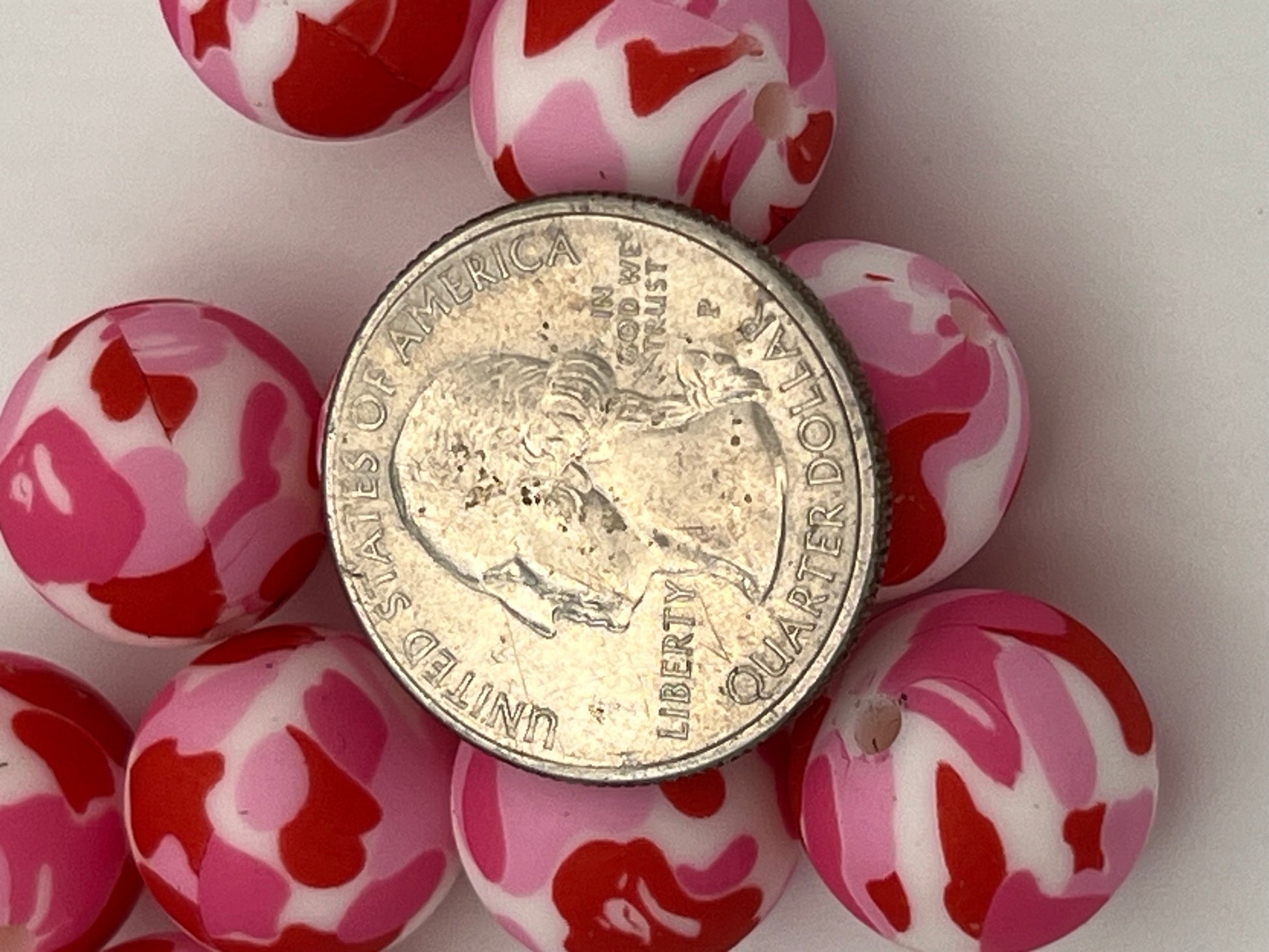 10 15mm Silicone Beads in Pink Camo