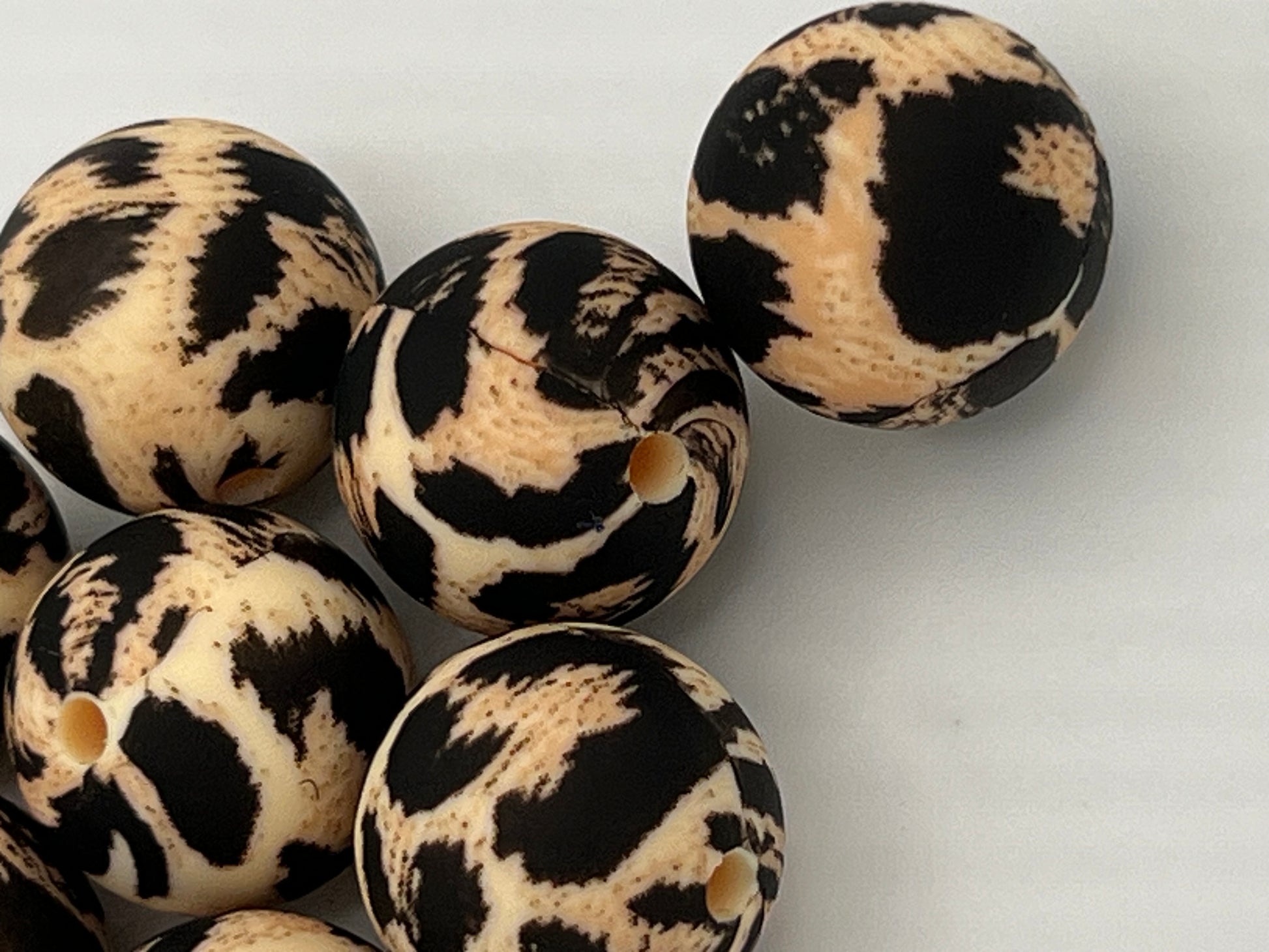 10 15mm Silicone Beads in Tiger