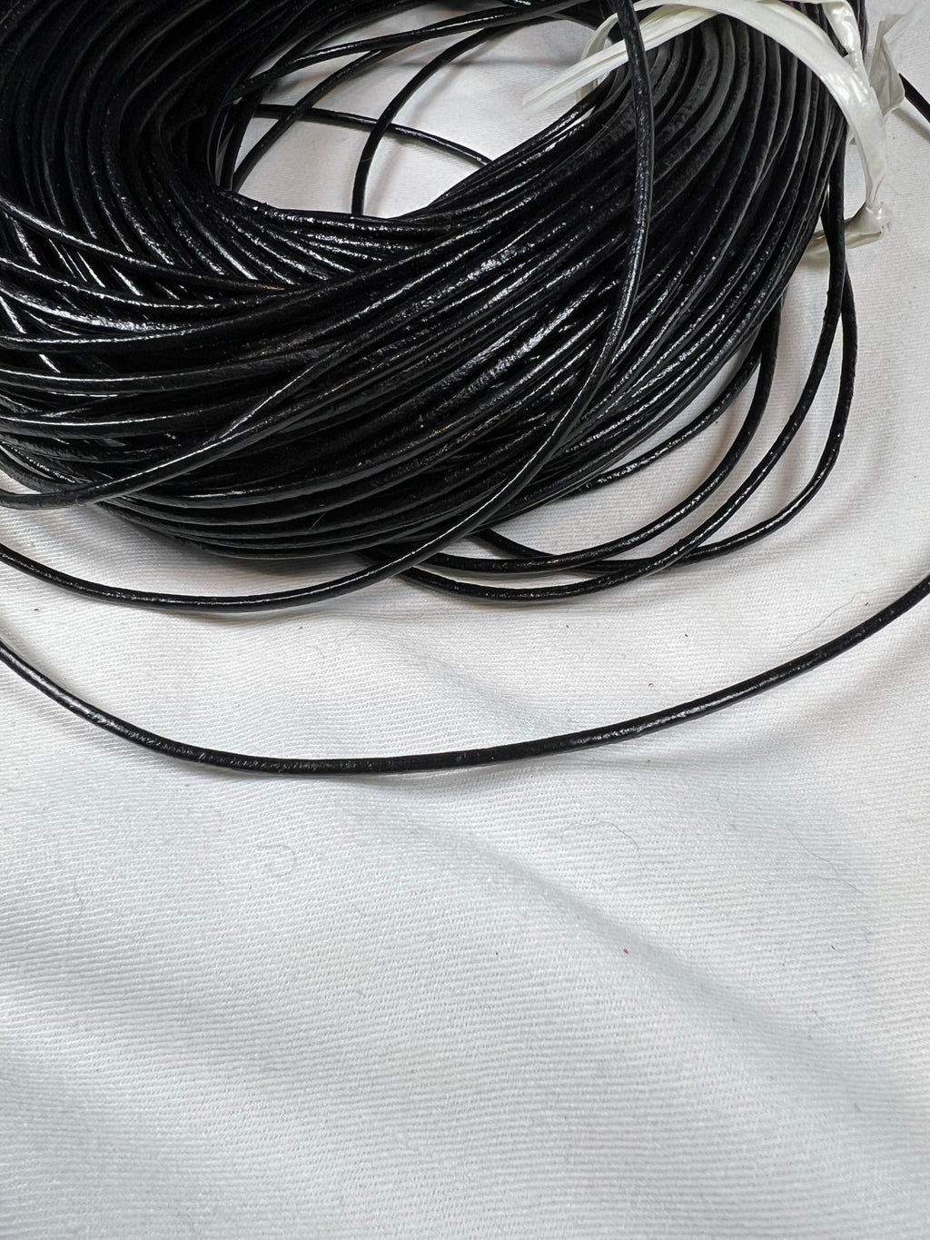 5 Meters Round Black Leather Cord