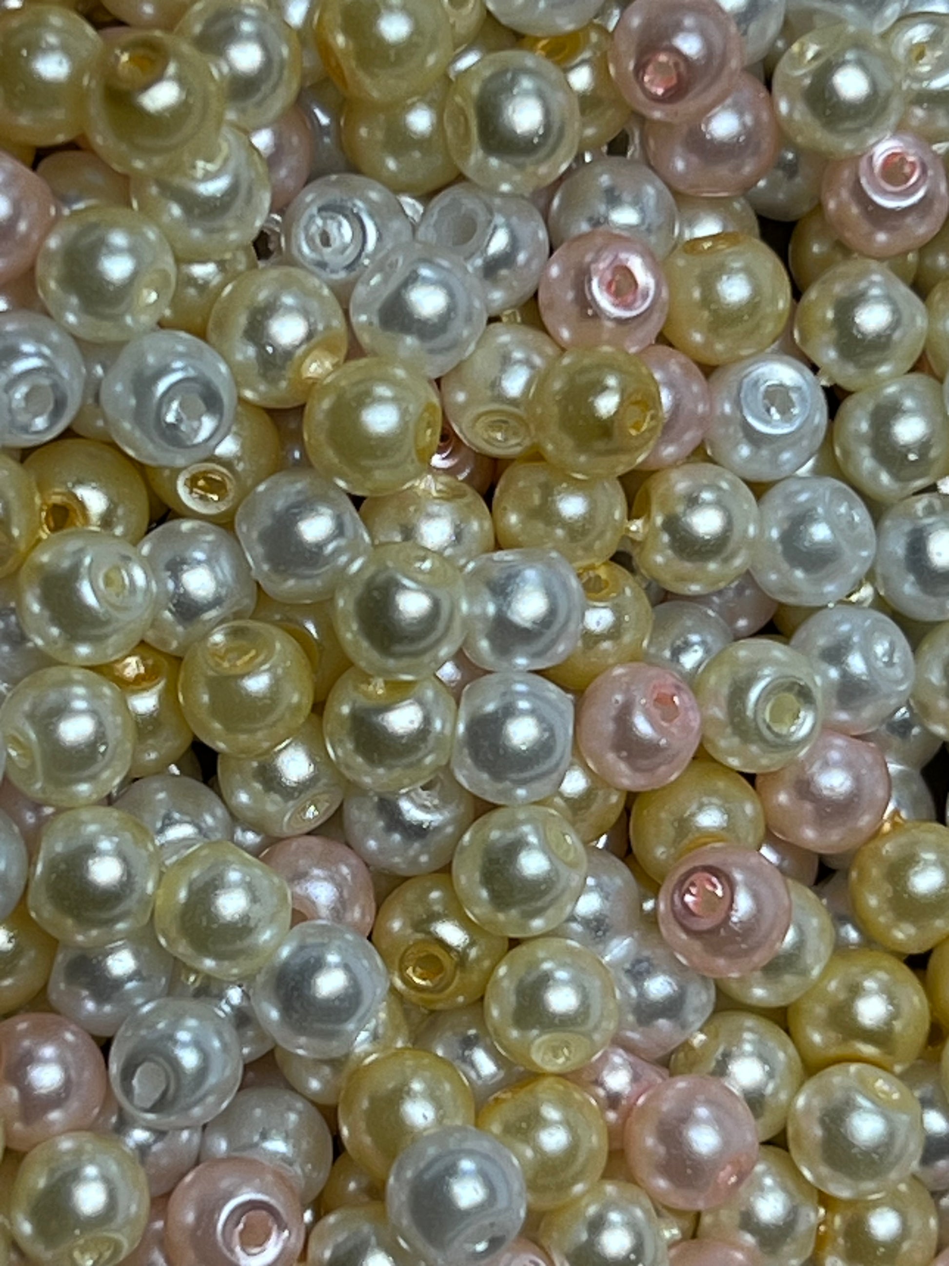 300 4mm Glass Pearl Beads Specialty Blend Barely Pink Mix