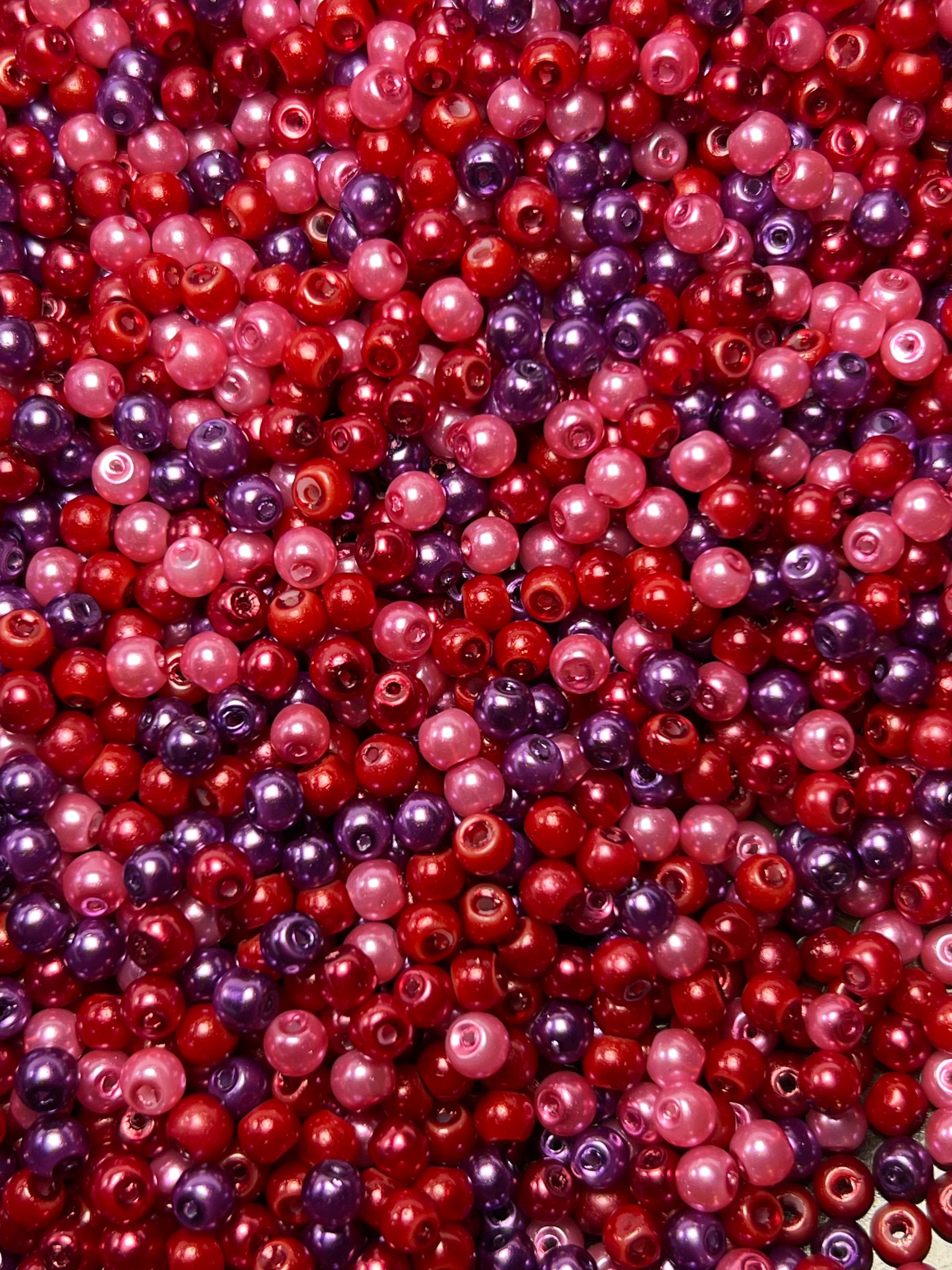 300 4mm Glass Pearl Beads Specialty Blend Valentine Mix