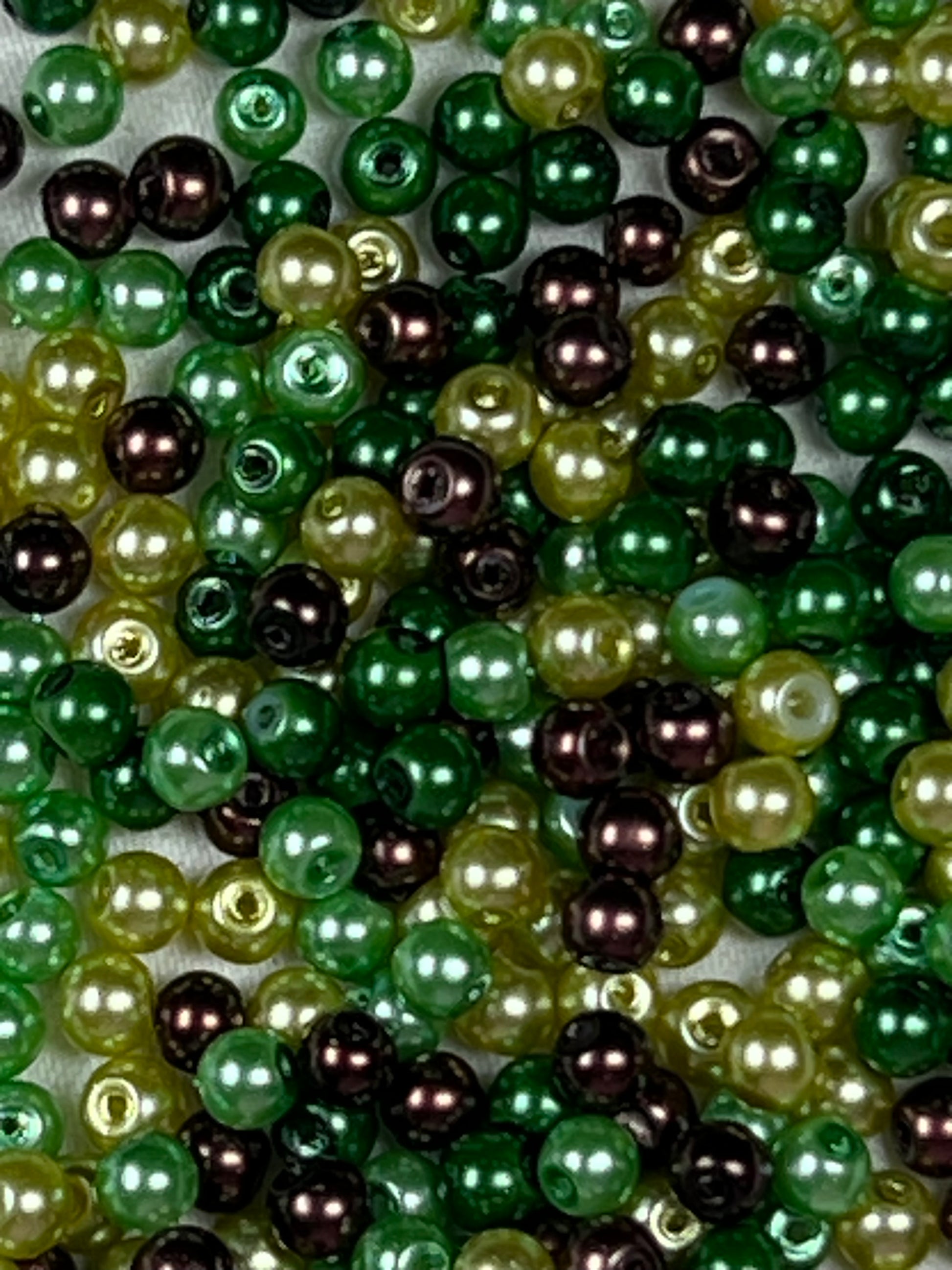 300 4mm Glass Pearl Beads Specialty Blend Chocolate Mint Mix