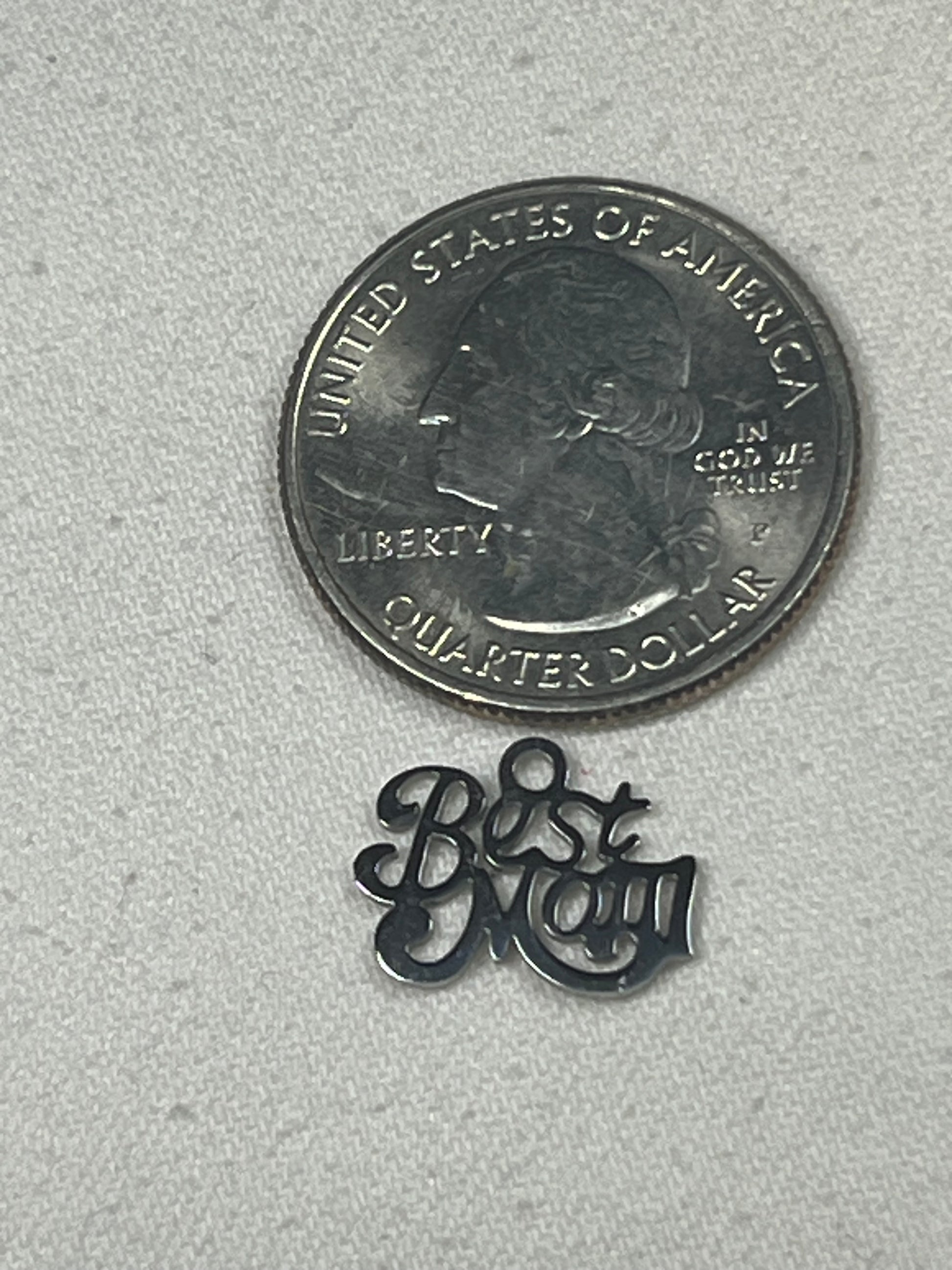 304 Stainless Steel "Best Mom" Charm/Pendant