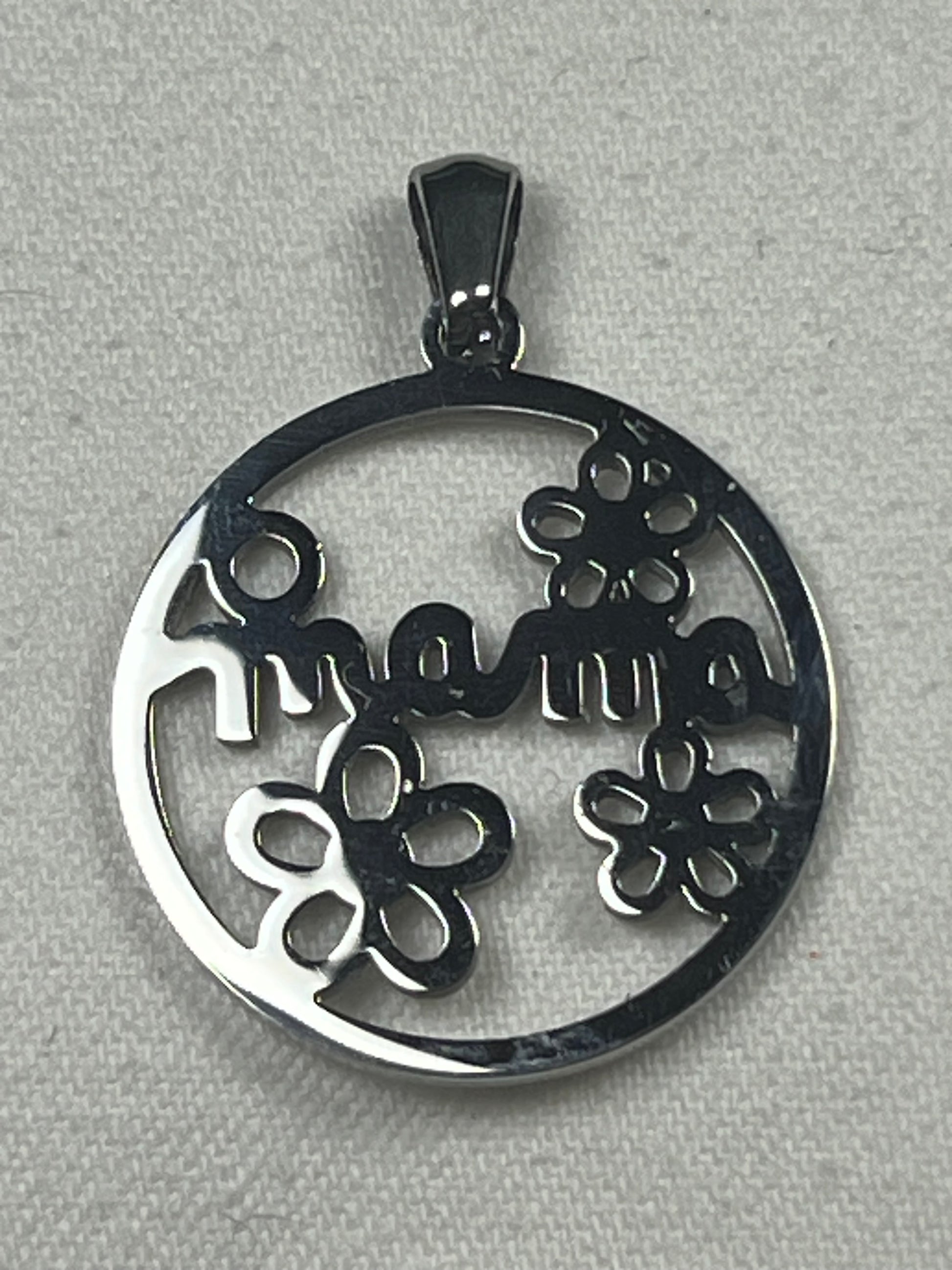 304 Stainless Steel Mama w/Flowers Pendant