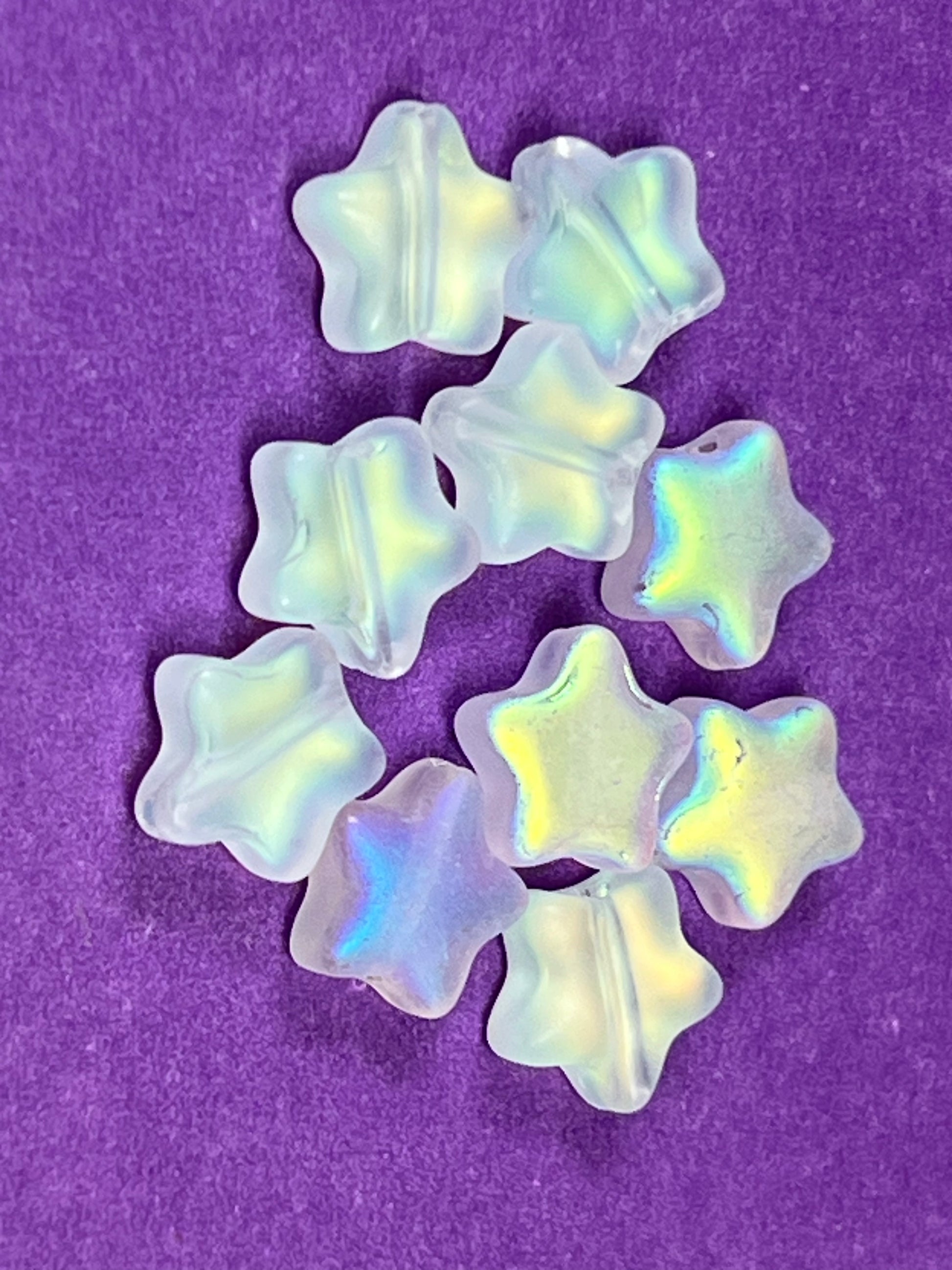 10 8mm Frosted Glass Star Beads White