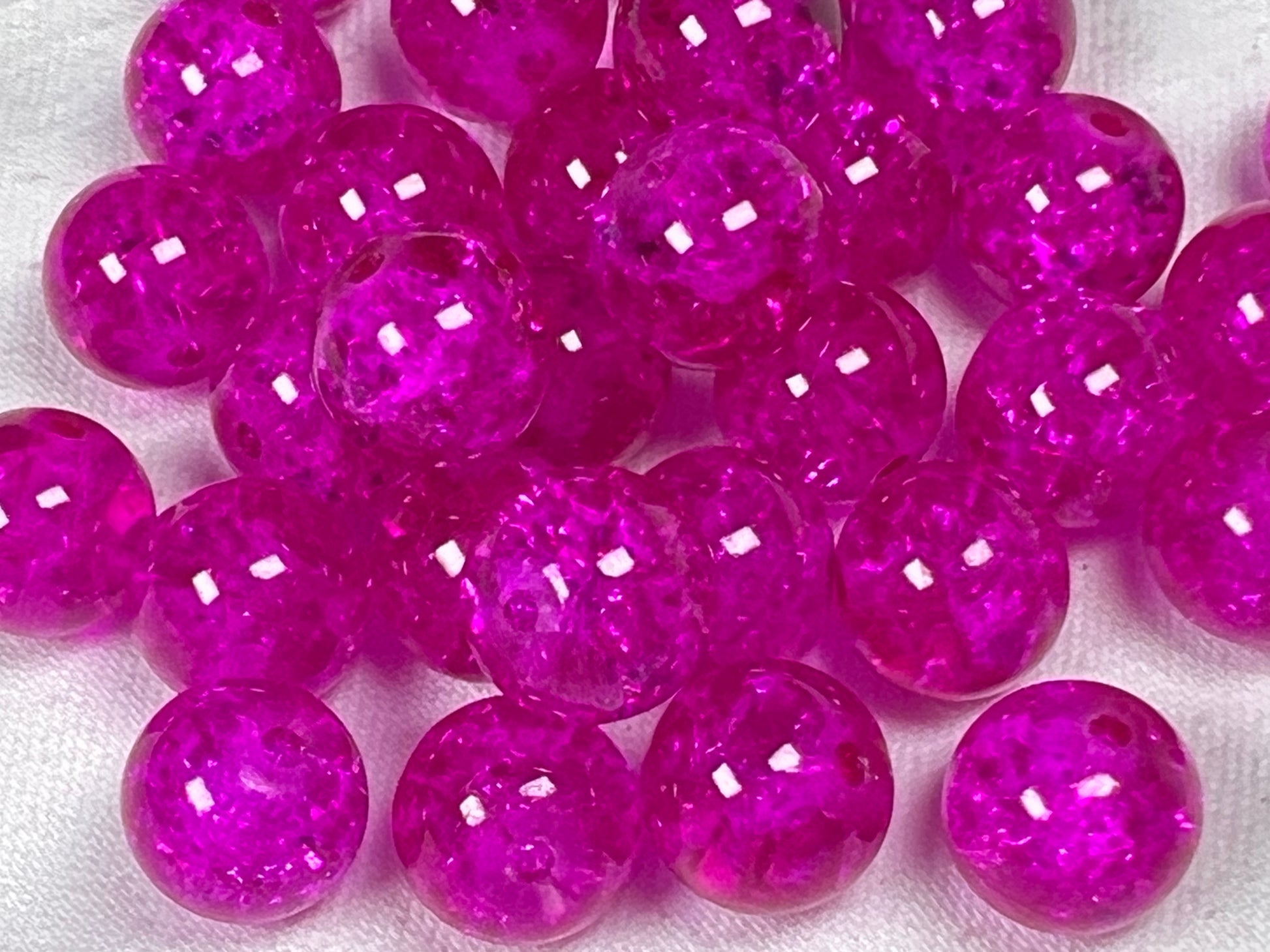 35 10mm Crackle Glass Beads Hot Pink