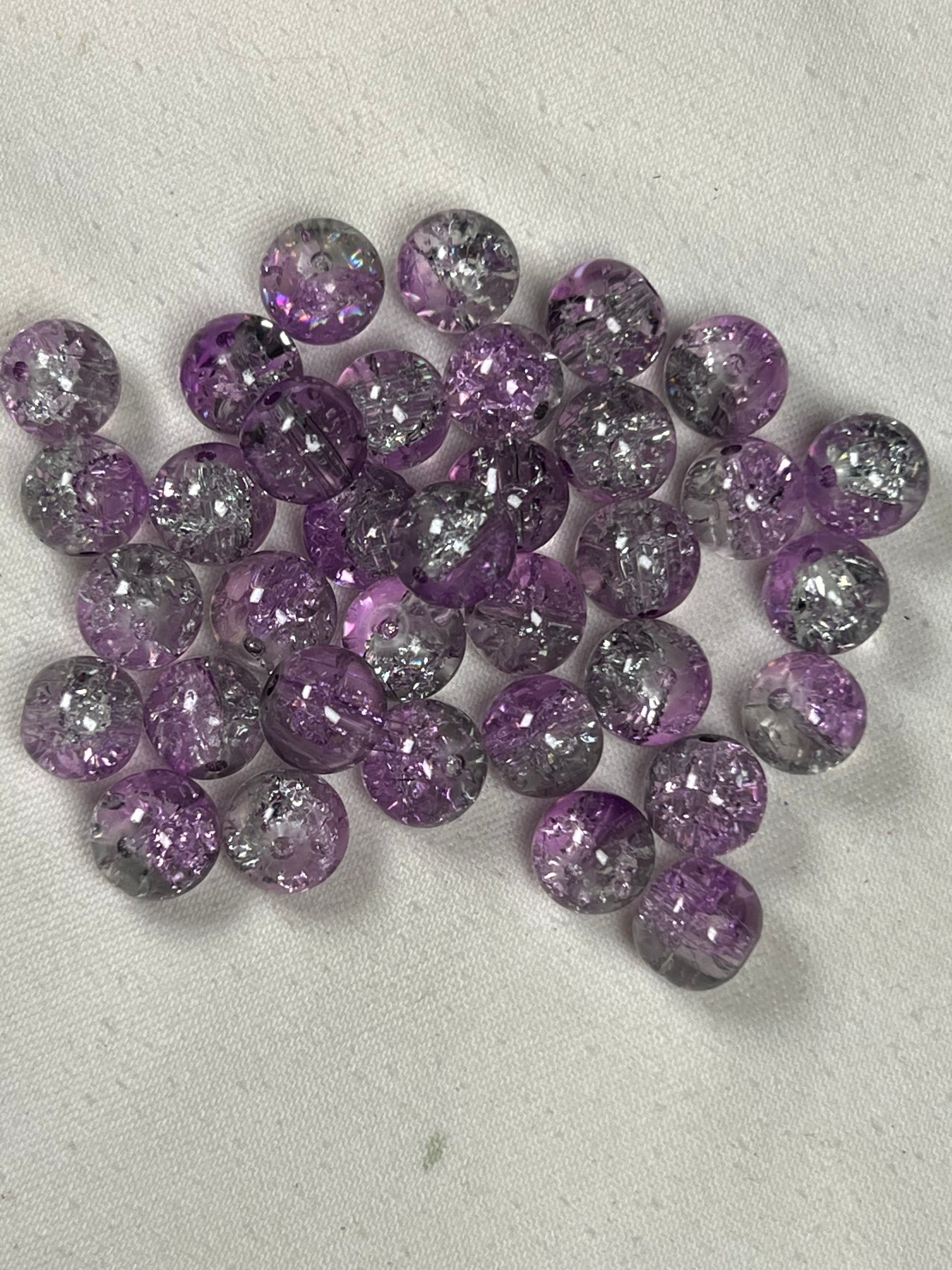 35 10mm Two-Tone Crackle Glass Beads Dusty Plum