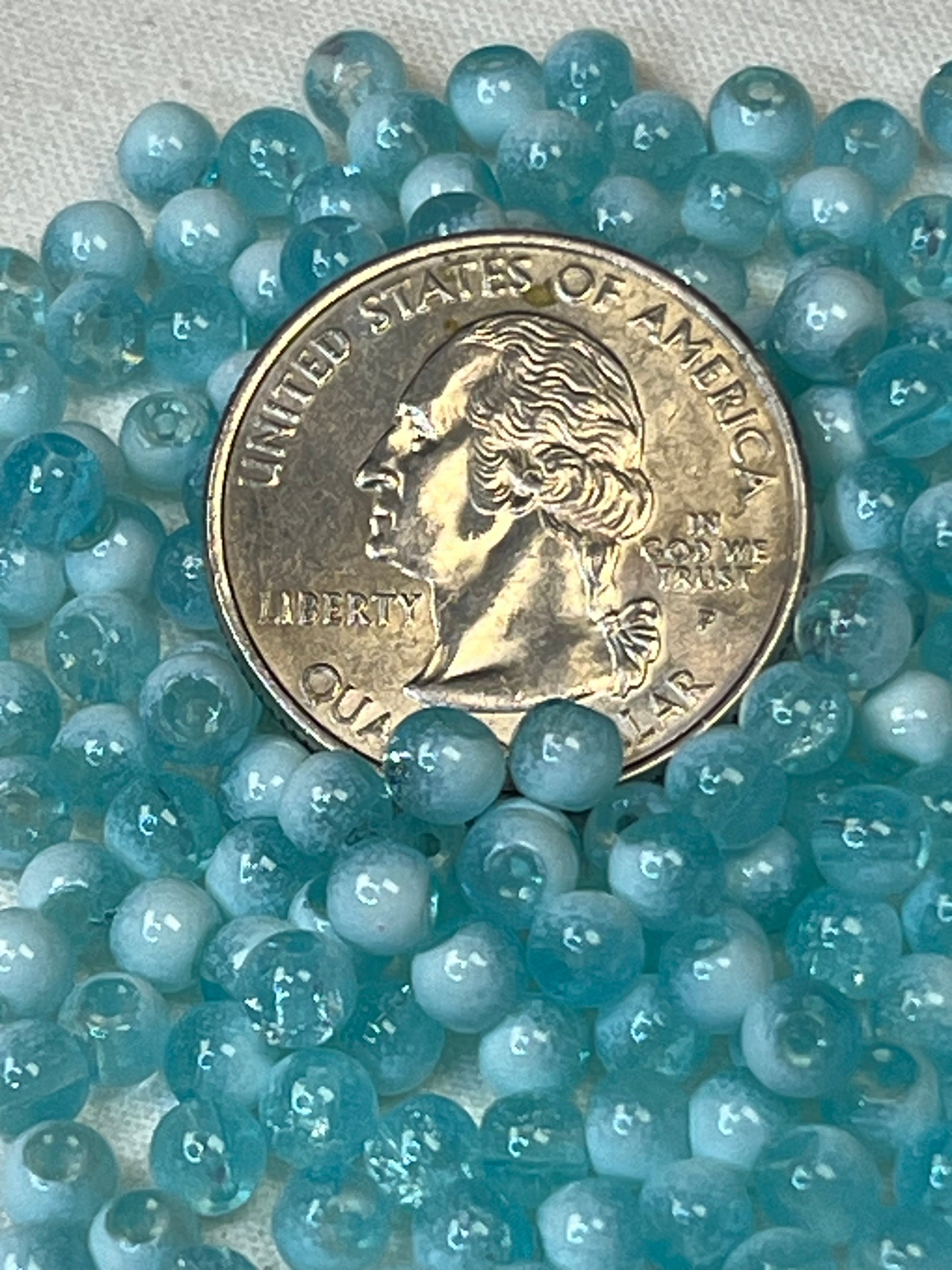 300 4.5mm two-tone crackle glass beads in turquoise and white.