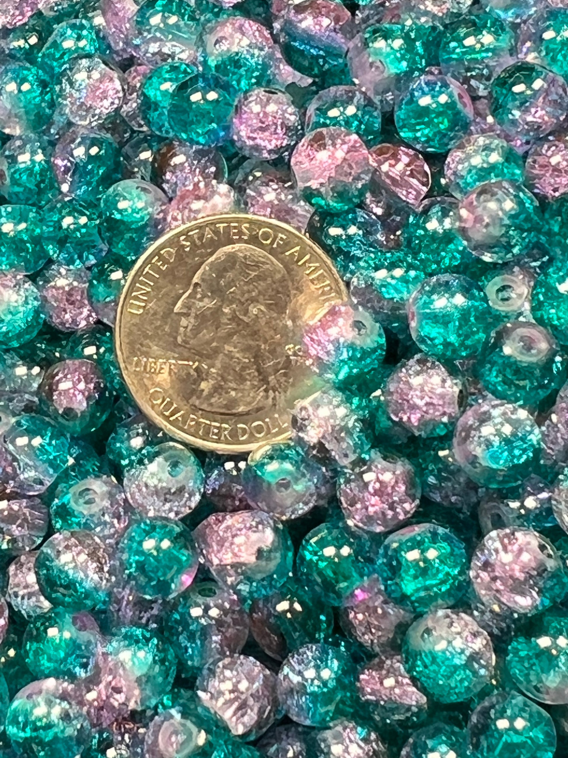 50 8mm Two-Tone Crackle Glass Beads Seashell