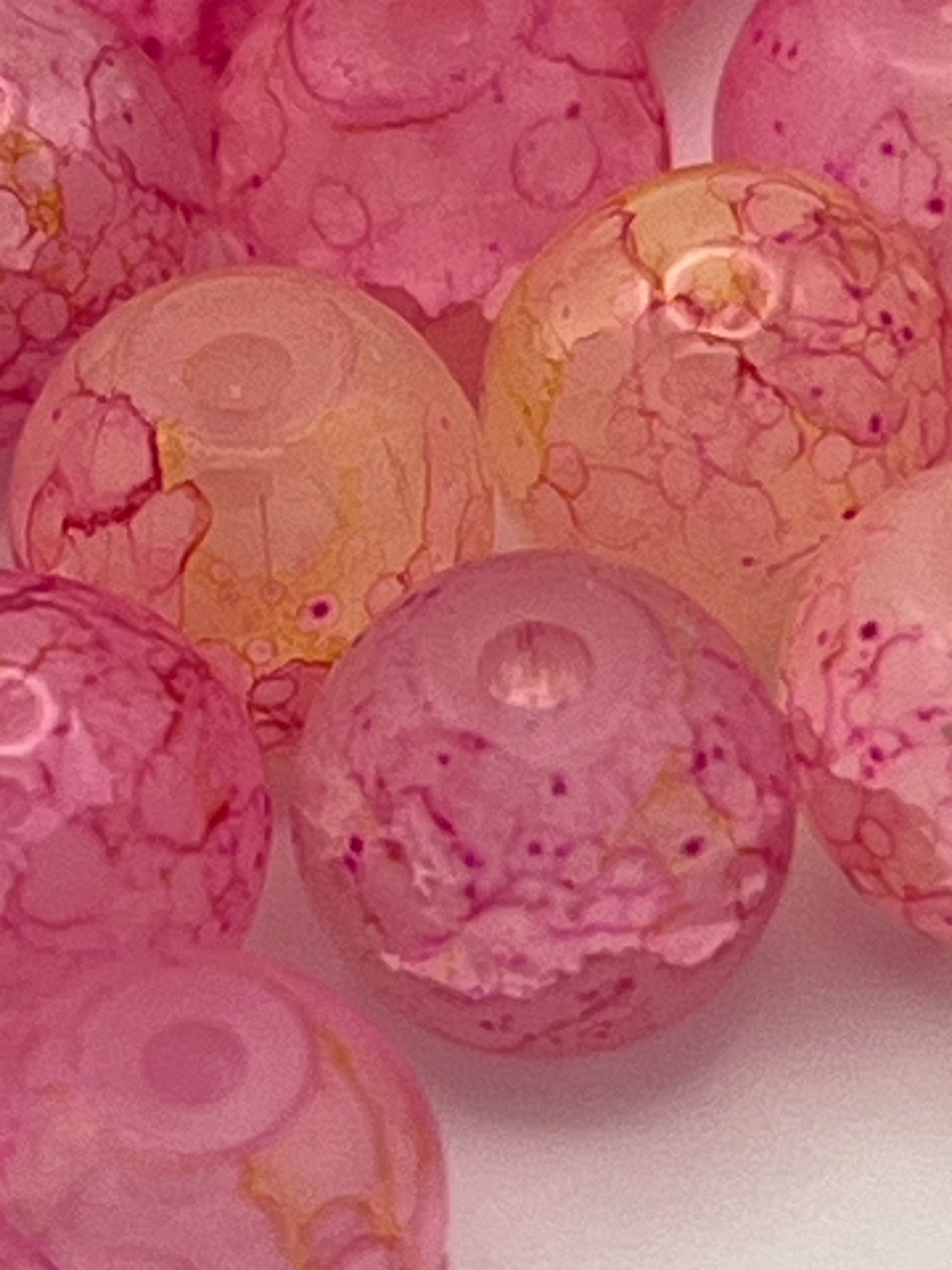 50 8mm Painted Molted Glass Beads Pink Lemonade