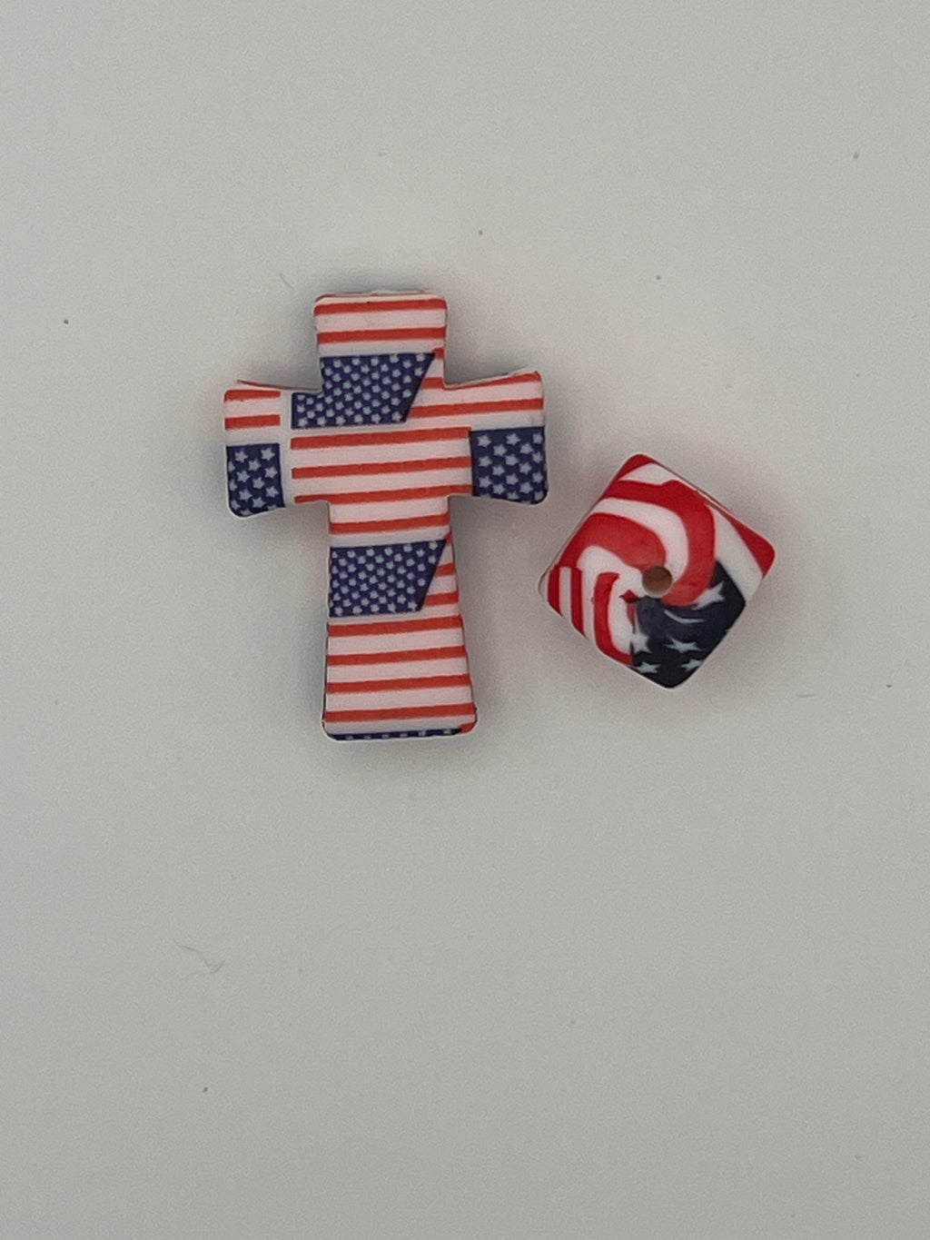 Silicone cross and hex bead set with Americana flag design.
