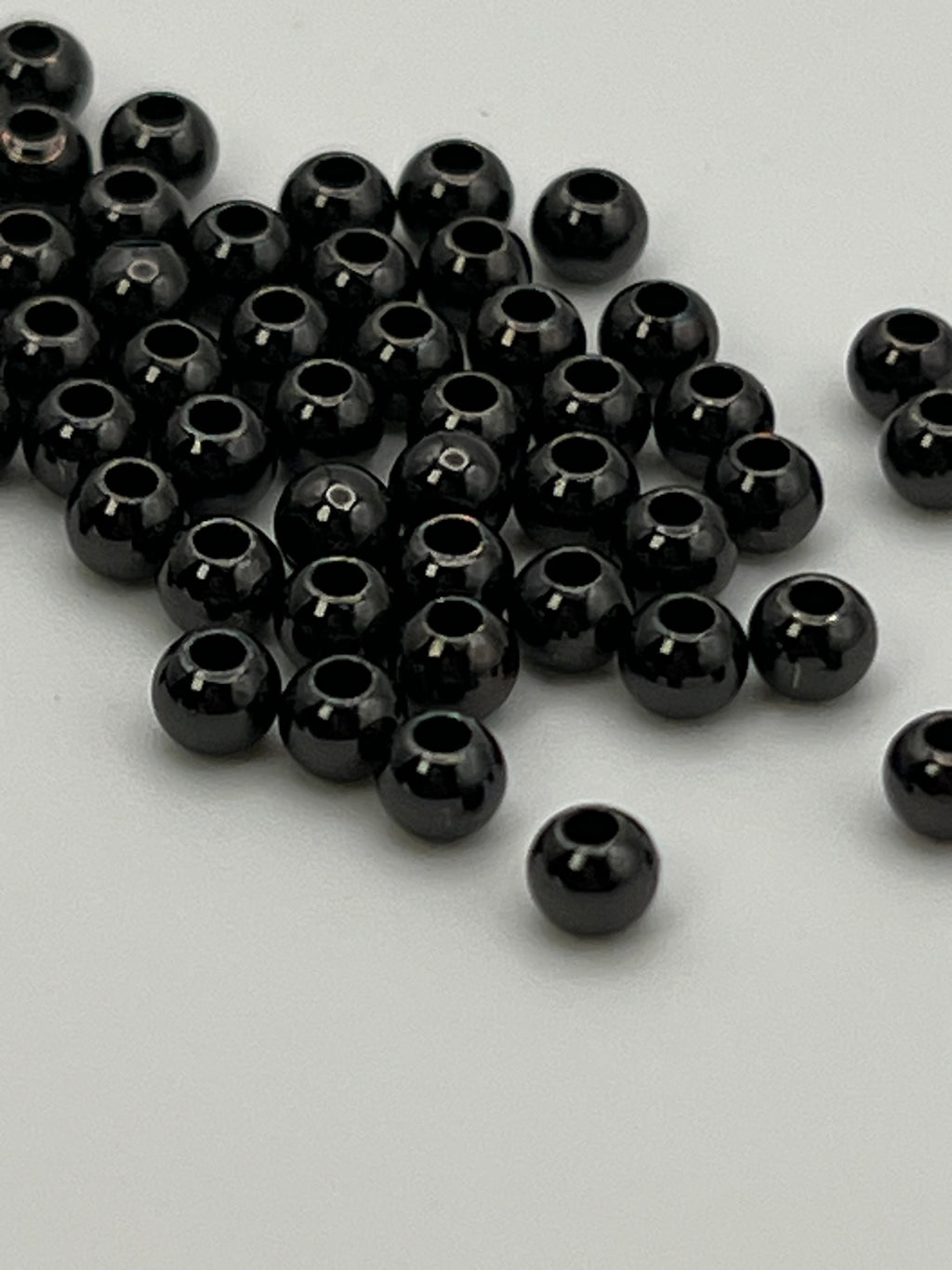100 4mm Brass Spacer Beads Gunmetal
