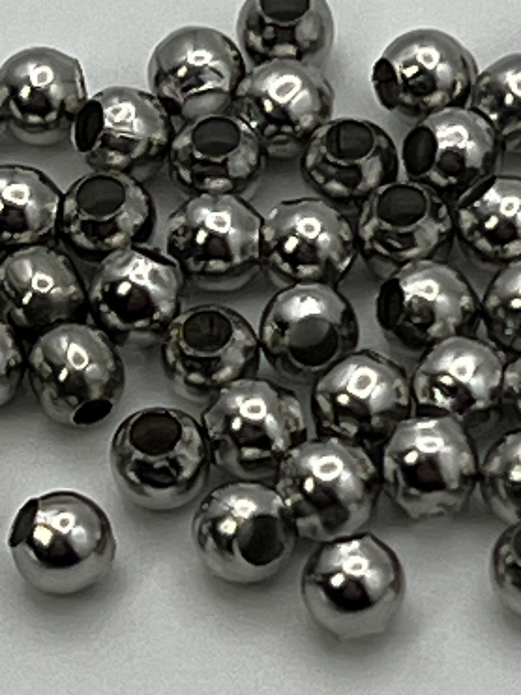 100 4mm 316 Stainless Steel Spacer Beads