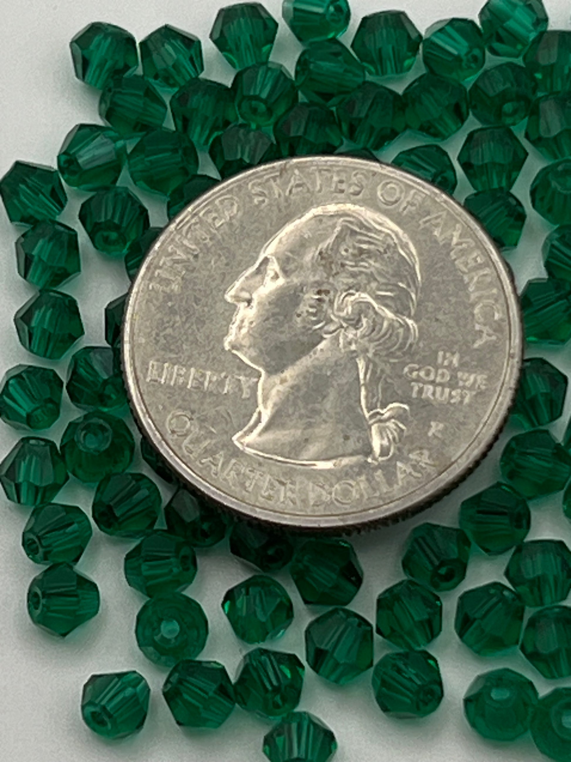 100 4mm Glass Faceted Bicone Beads Green