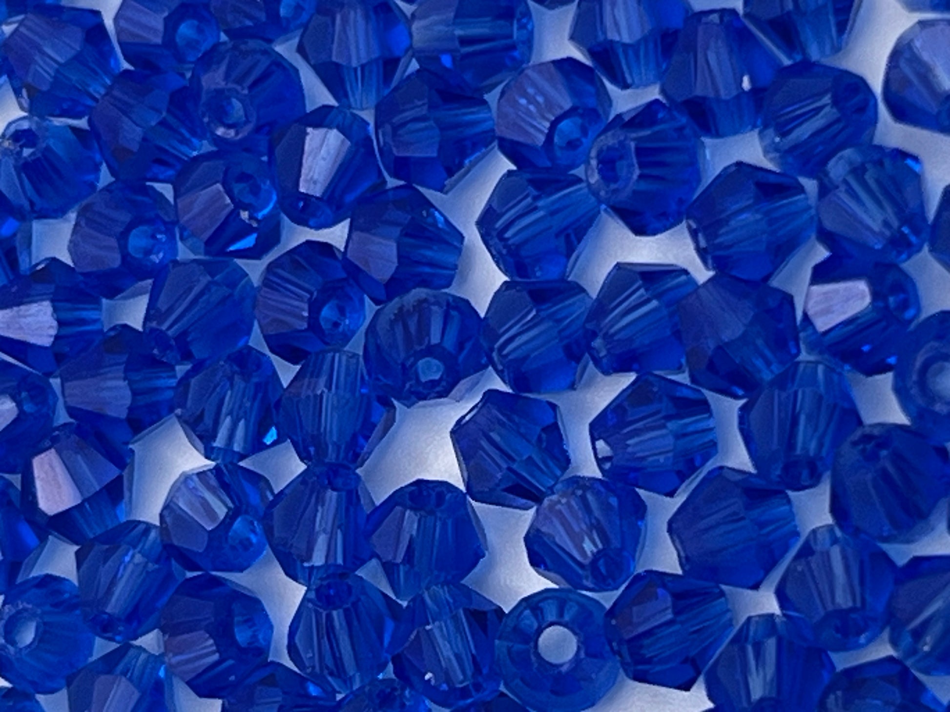 100 4mm Glass Faceted Bicone Beads Blue