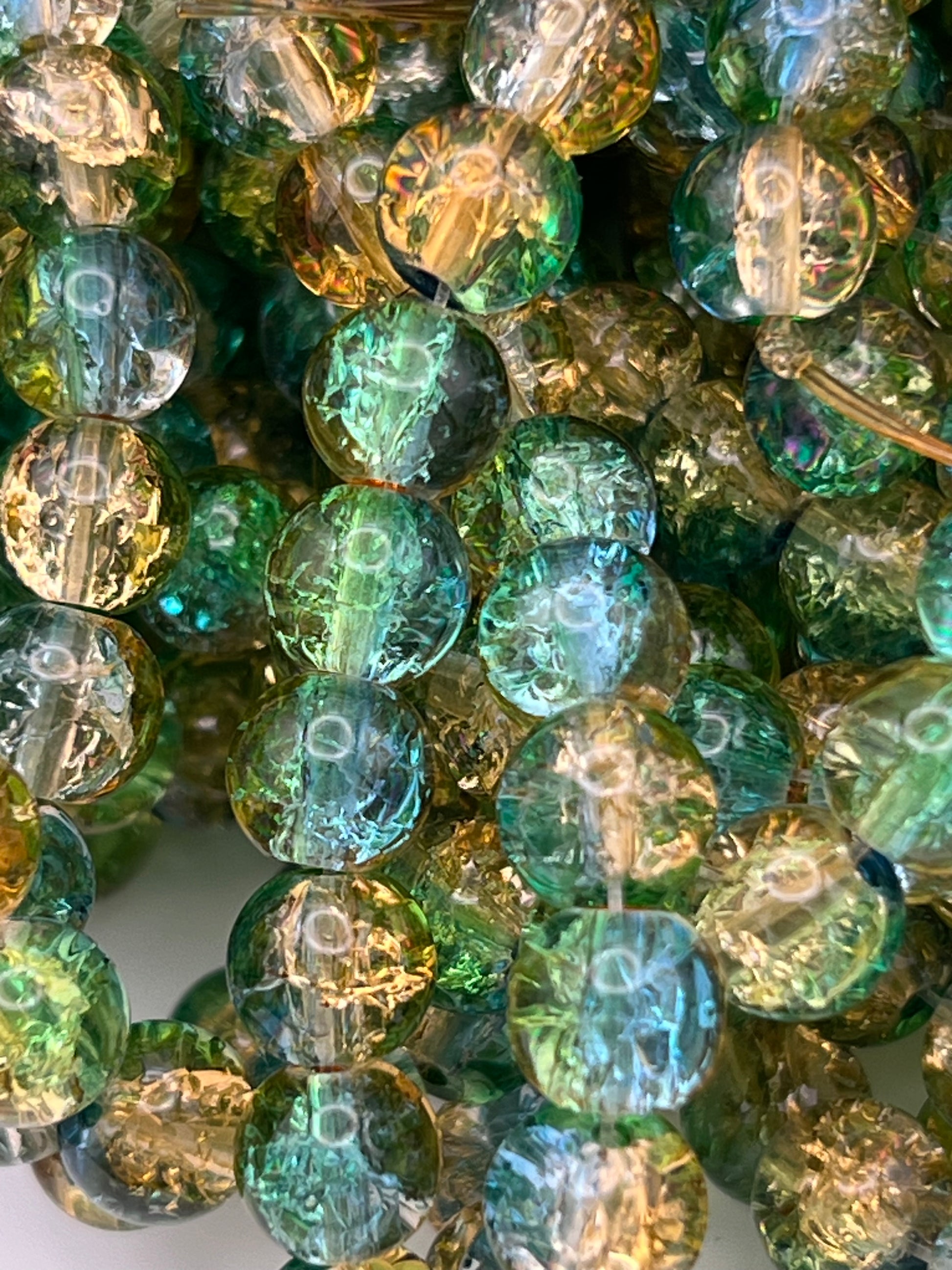 50 8mm Multi-Tone Crackle Glass Beads Green