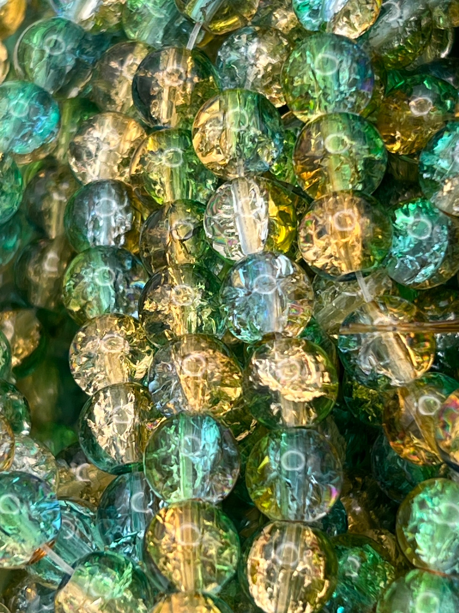 50 8mm Multi-Tone Crackle Glass Beads Green