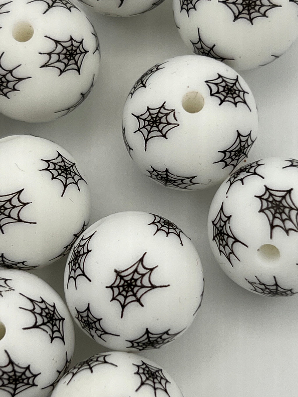 10 15mm Silicone Beads Spider Webs