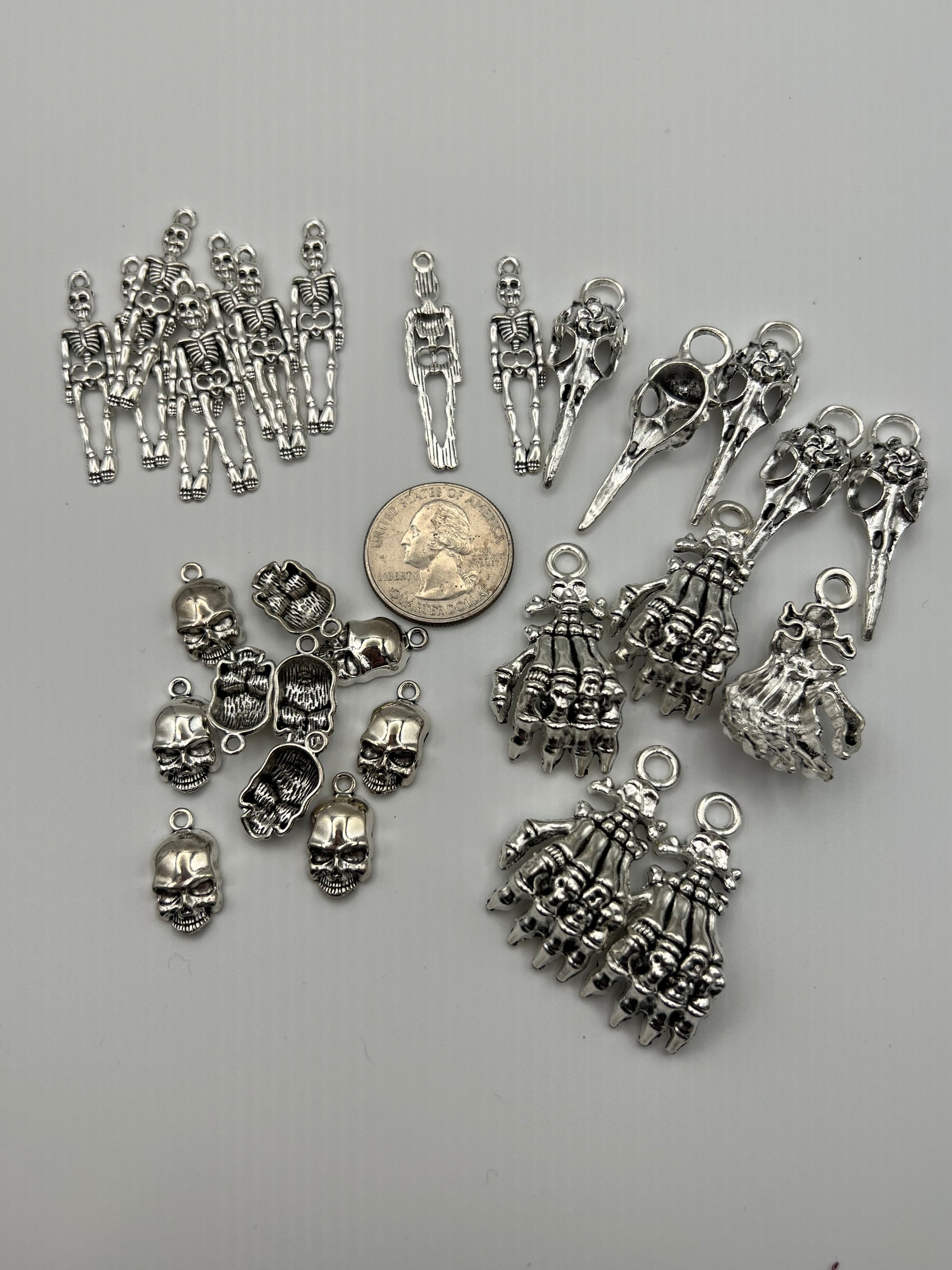 30 Tibetan Style Halloween Skulls & Skeleton Pendants/Charms