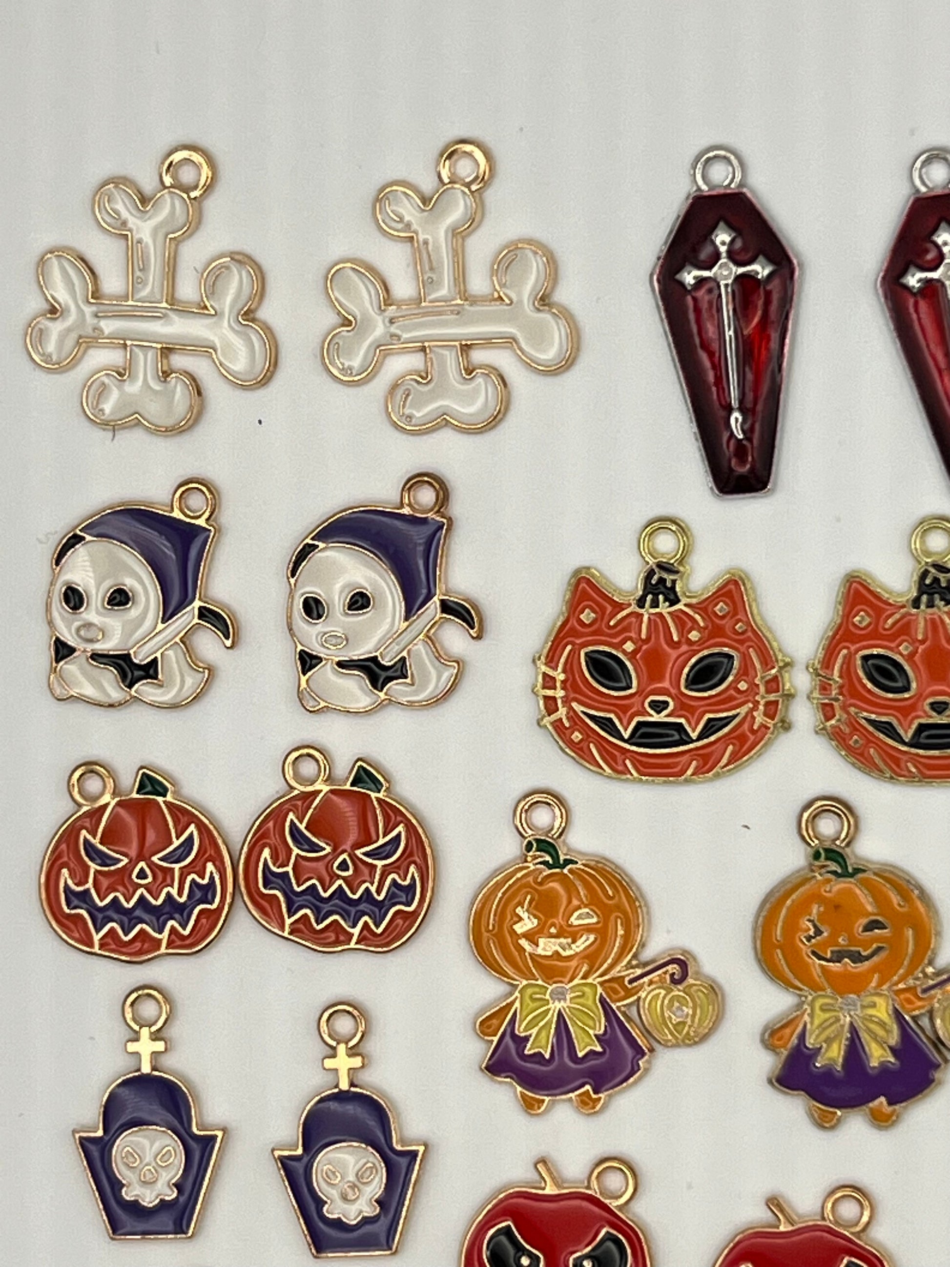 30 Enamel Halloween Pendants/Charms in Light Golden 15 Different Designs