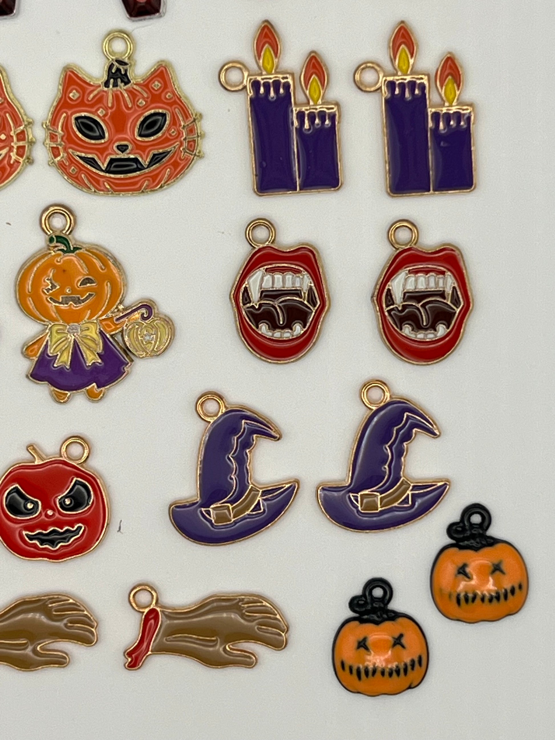 30 Enamel Halloween Pendants/Charms in Light Golden 15 Different Designs