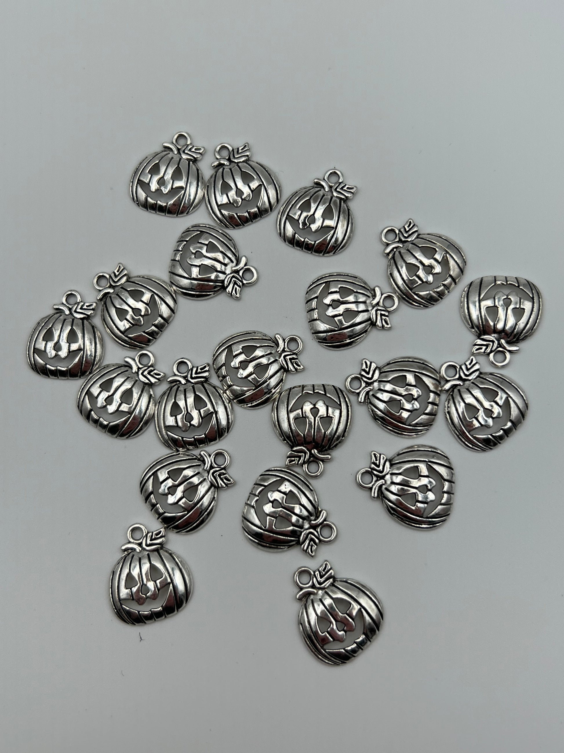 20 Tibetan Style Halloween Jack-O-Lantern Pendants Antique Silver