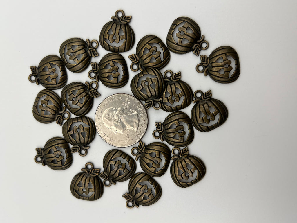 20 Tibetan Style Halloween Jack-O-Lantern Pendants Antique Bronze