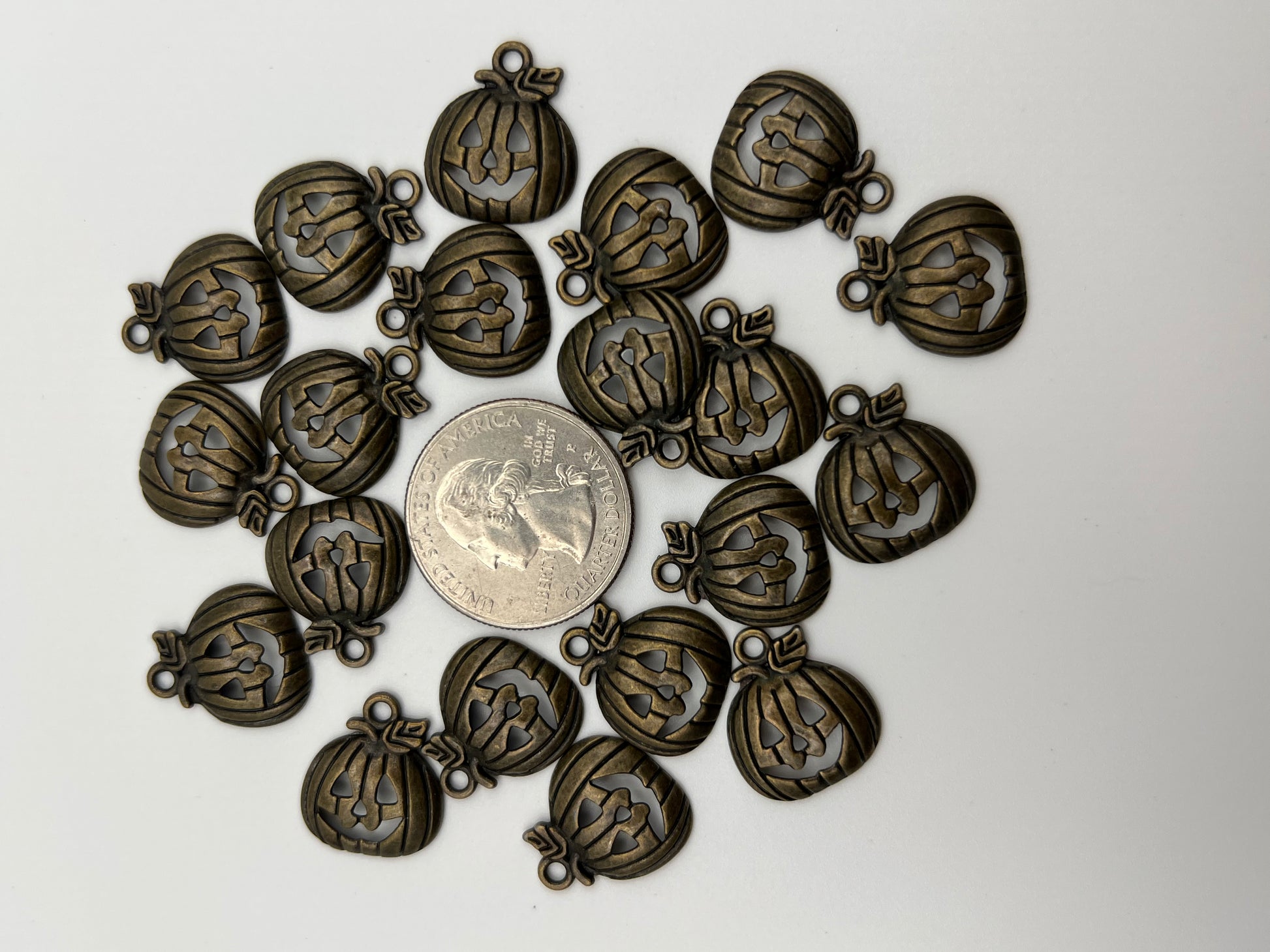20 Tibetan Style Halloween Jack-O-Lantern Pendants Antique Bronze