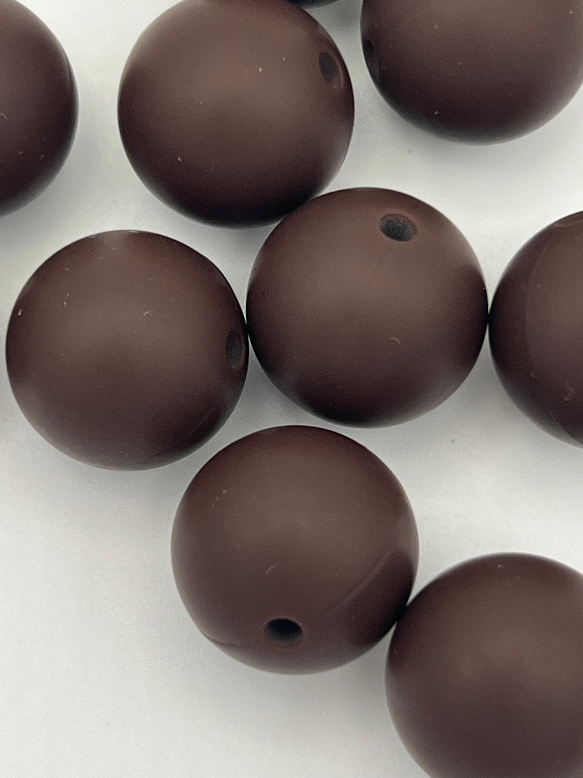 10 15mm Round Silicone Beads Coffee