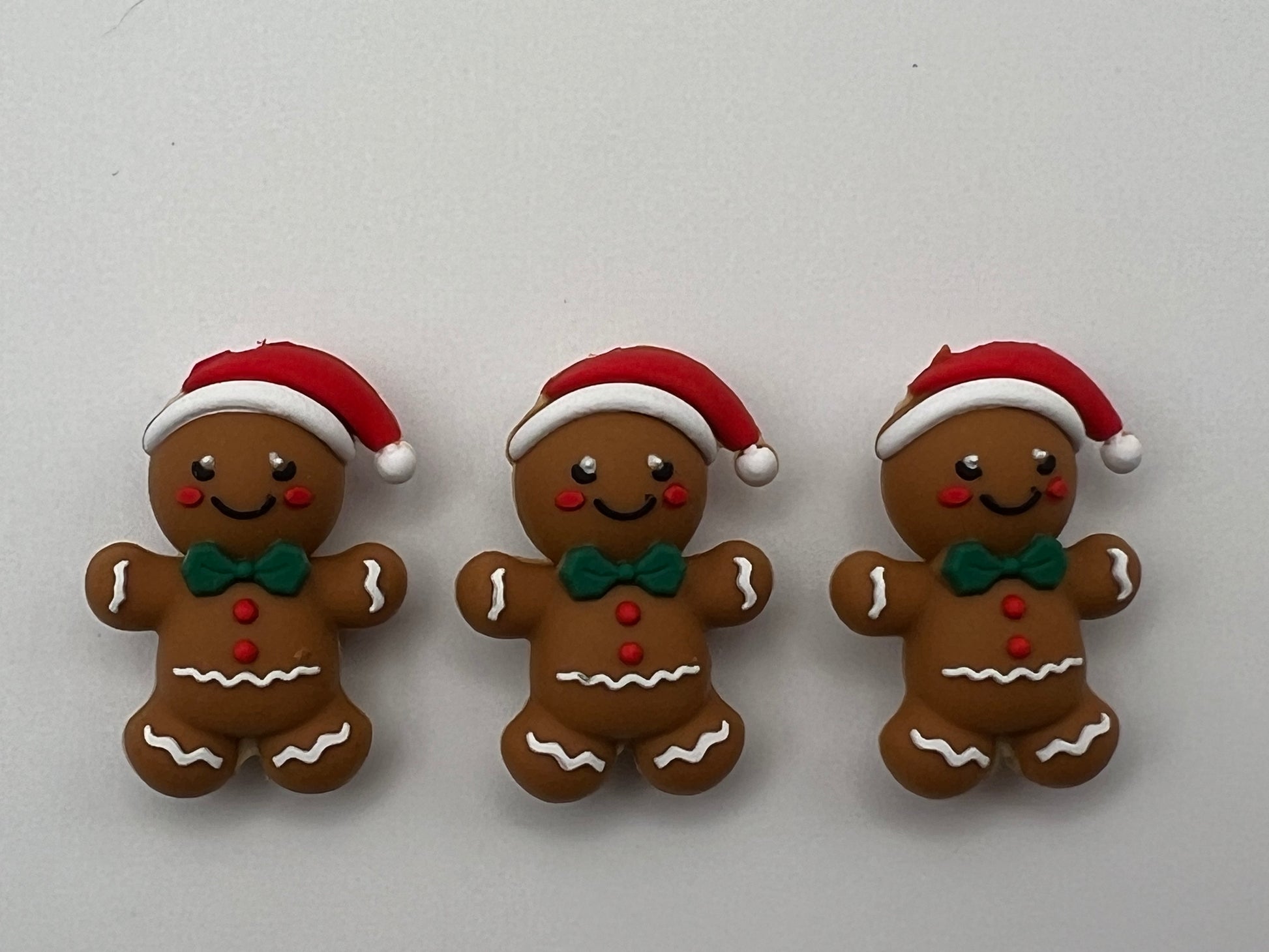 3 Christmas Silicone Focal Beads Gingerbread Man w/Green Bow