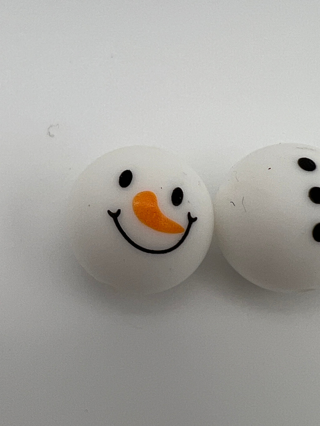 3 Piece 15mm Silicone Snowman Beads