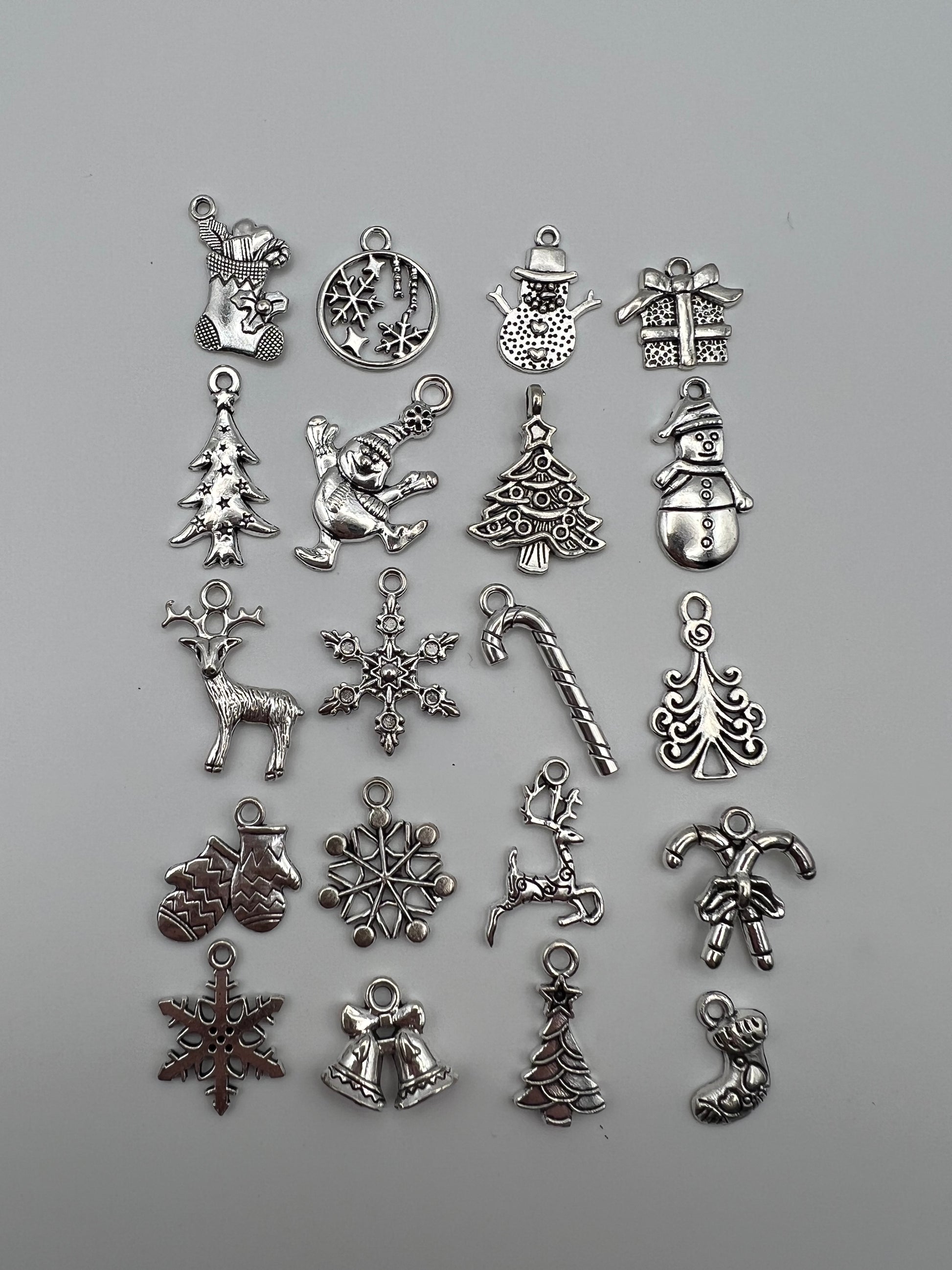 20 Christmas Tibetan Style Mixed Pendants/Charms