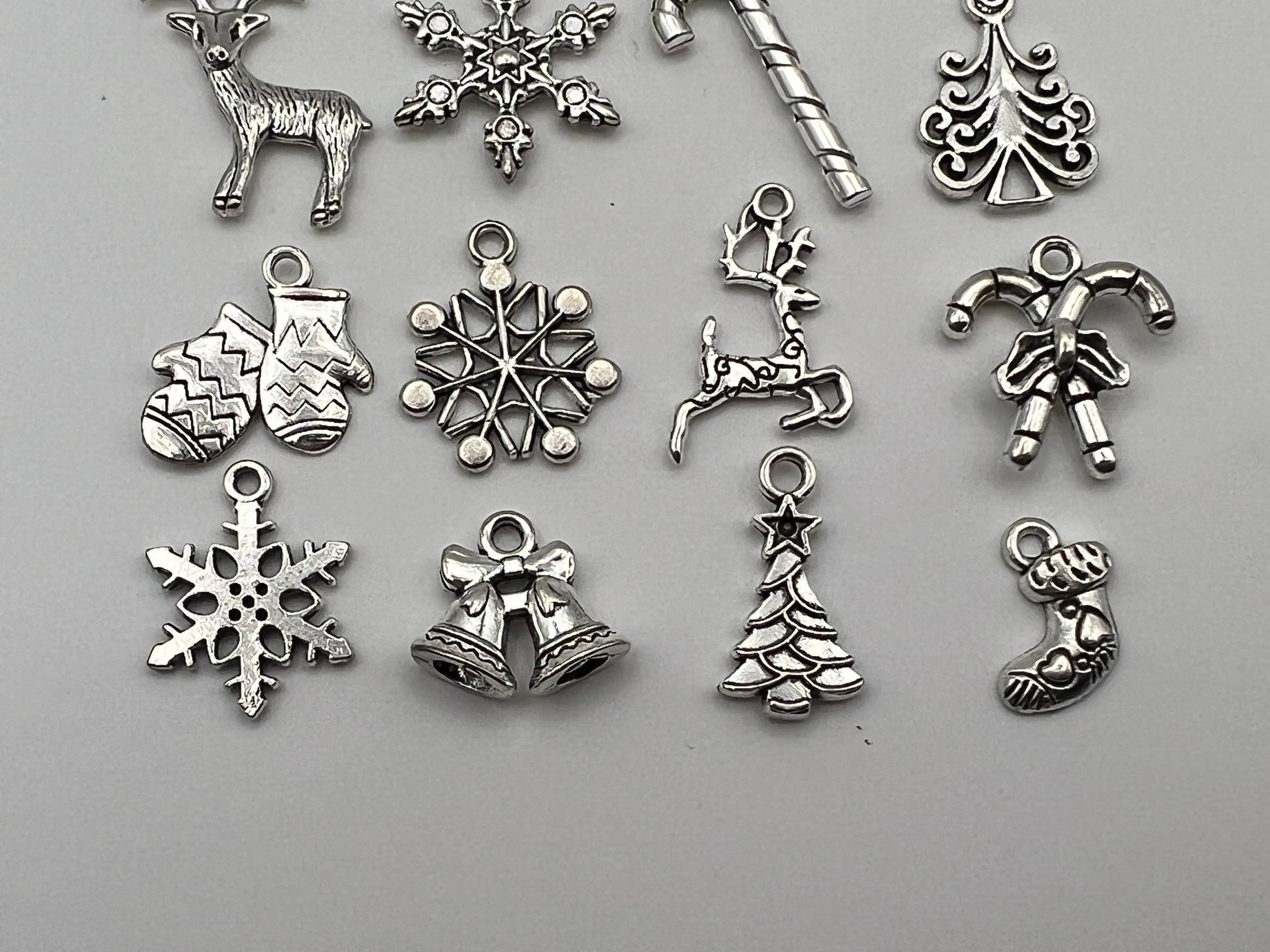 20 Christmas Tibetan Style Mixed Pendants/Charms